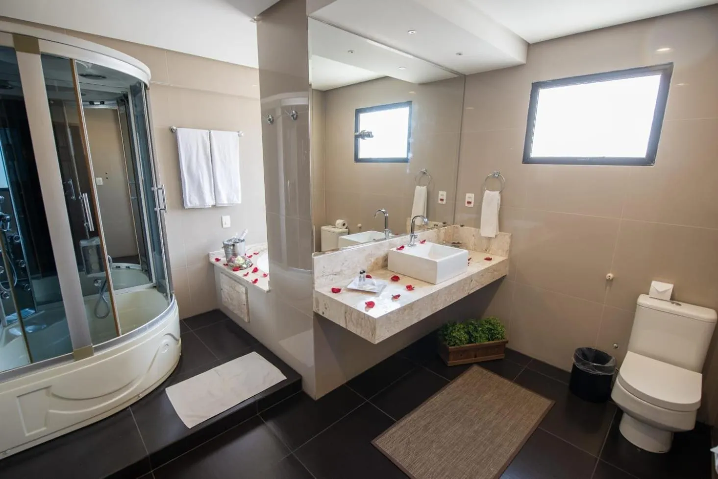 Hot Tub in Olavo Bilac Hotel