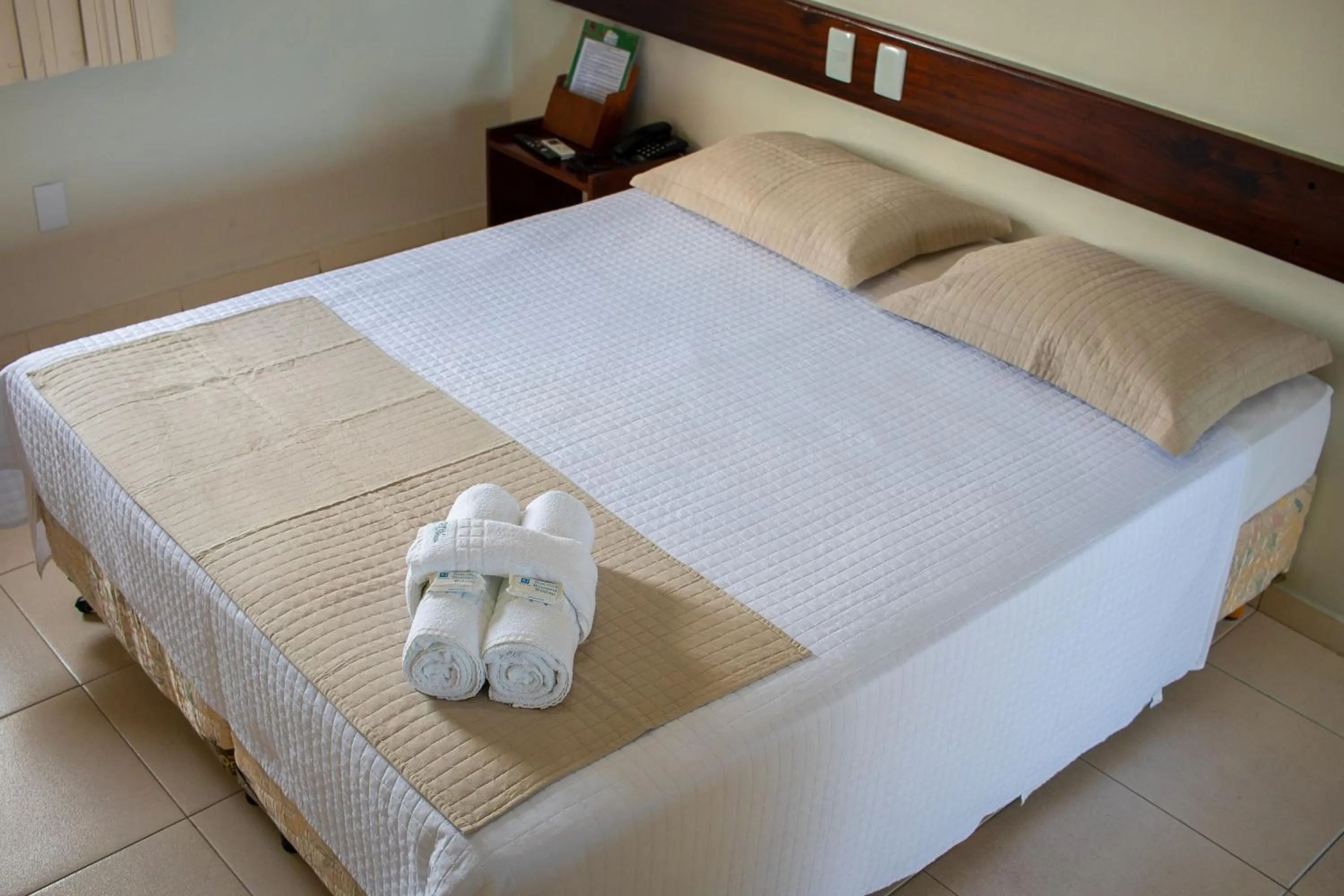 Bedroom, Bed in Hotel Pousada Dos Ventos