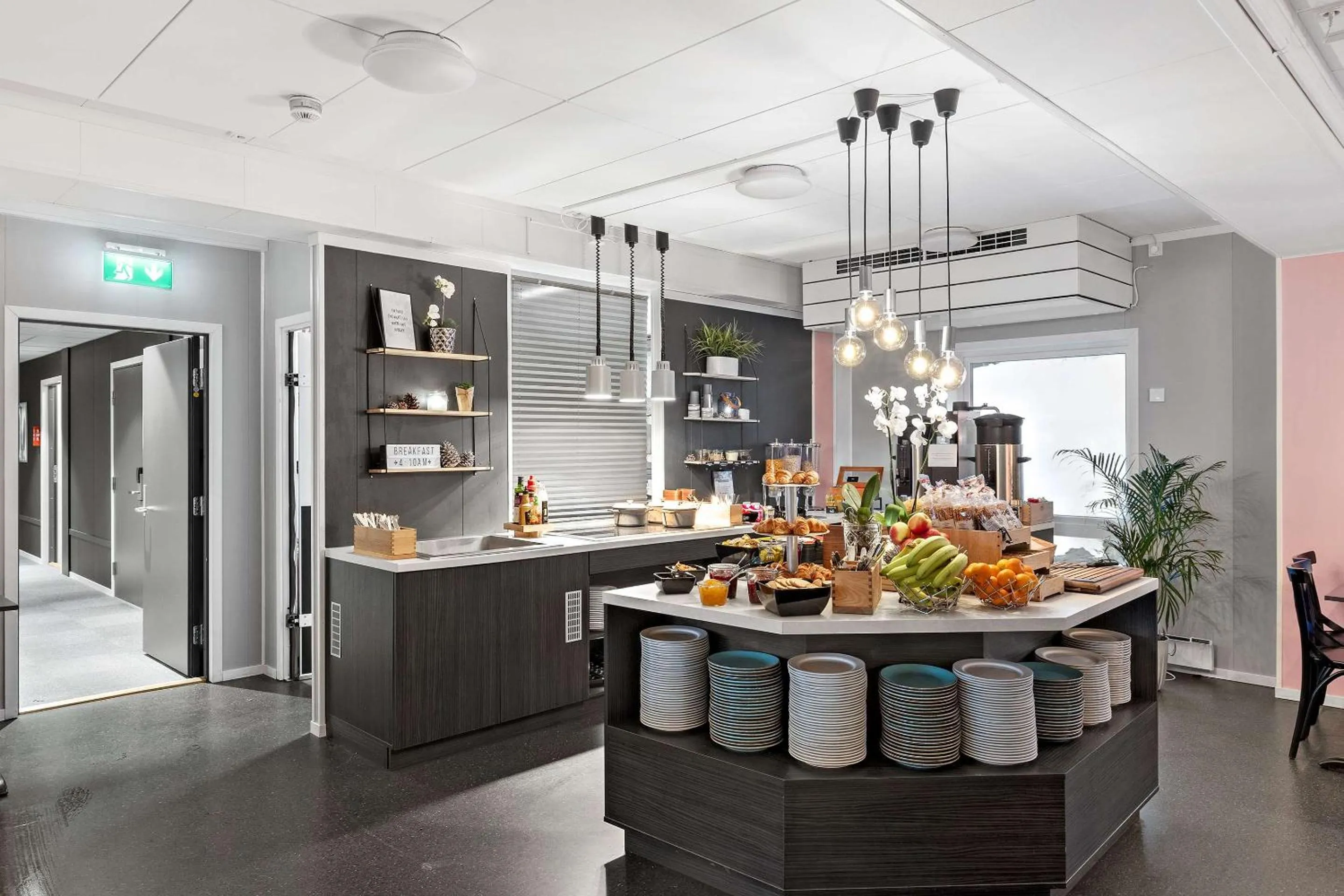 Restaurant/places to eat in Aiden by Best Western Harstad Narvik Airport