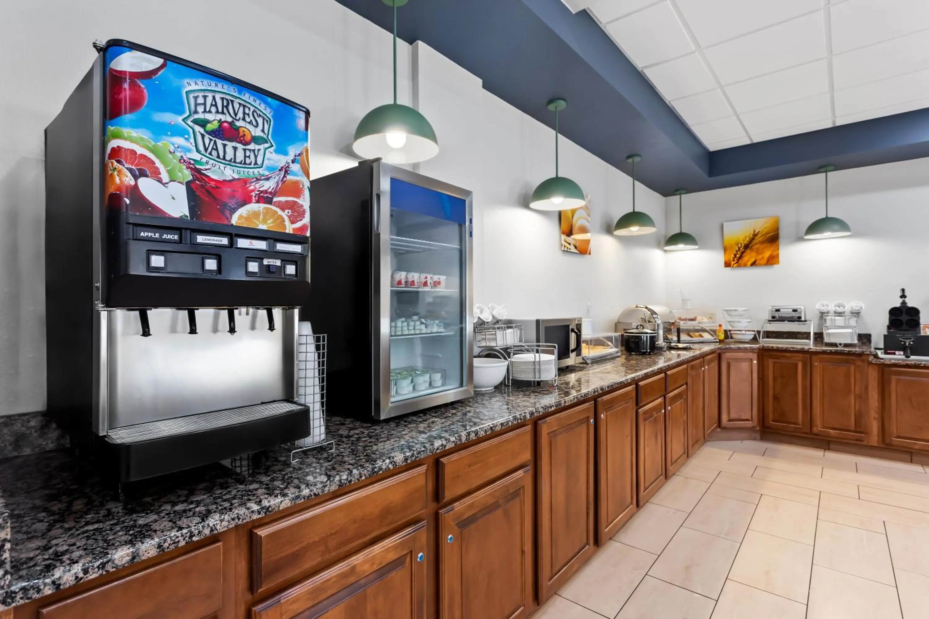 Breakfast in Comfort Inn & Suites Kenosha-Pleasant Prairie