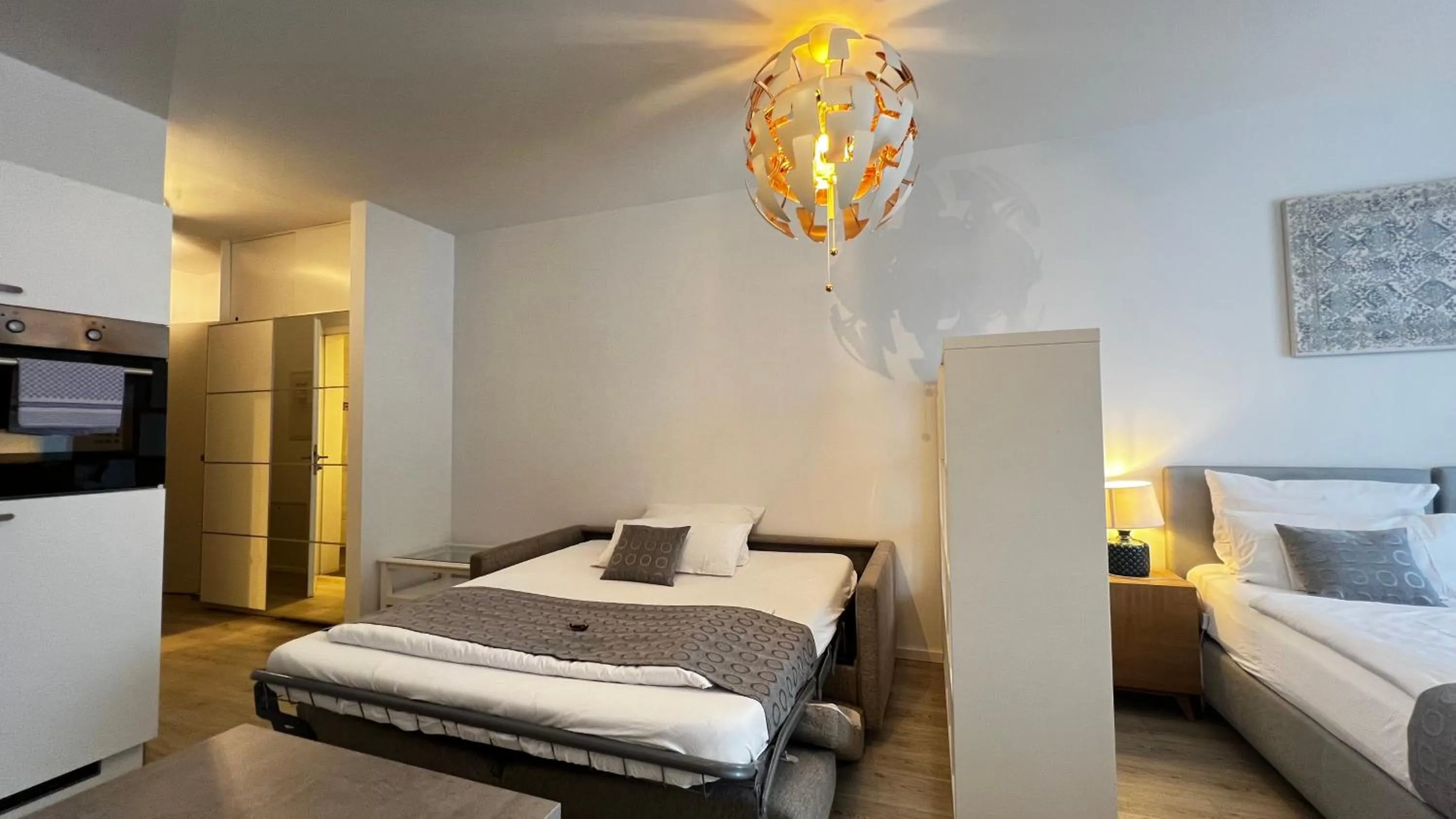 Photo of the whole room, Bed in Blue Riverside Apartments