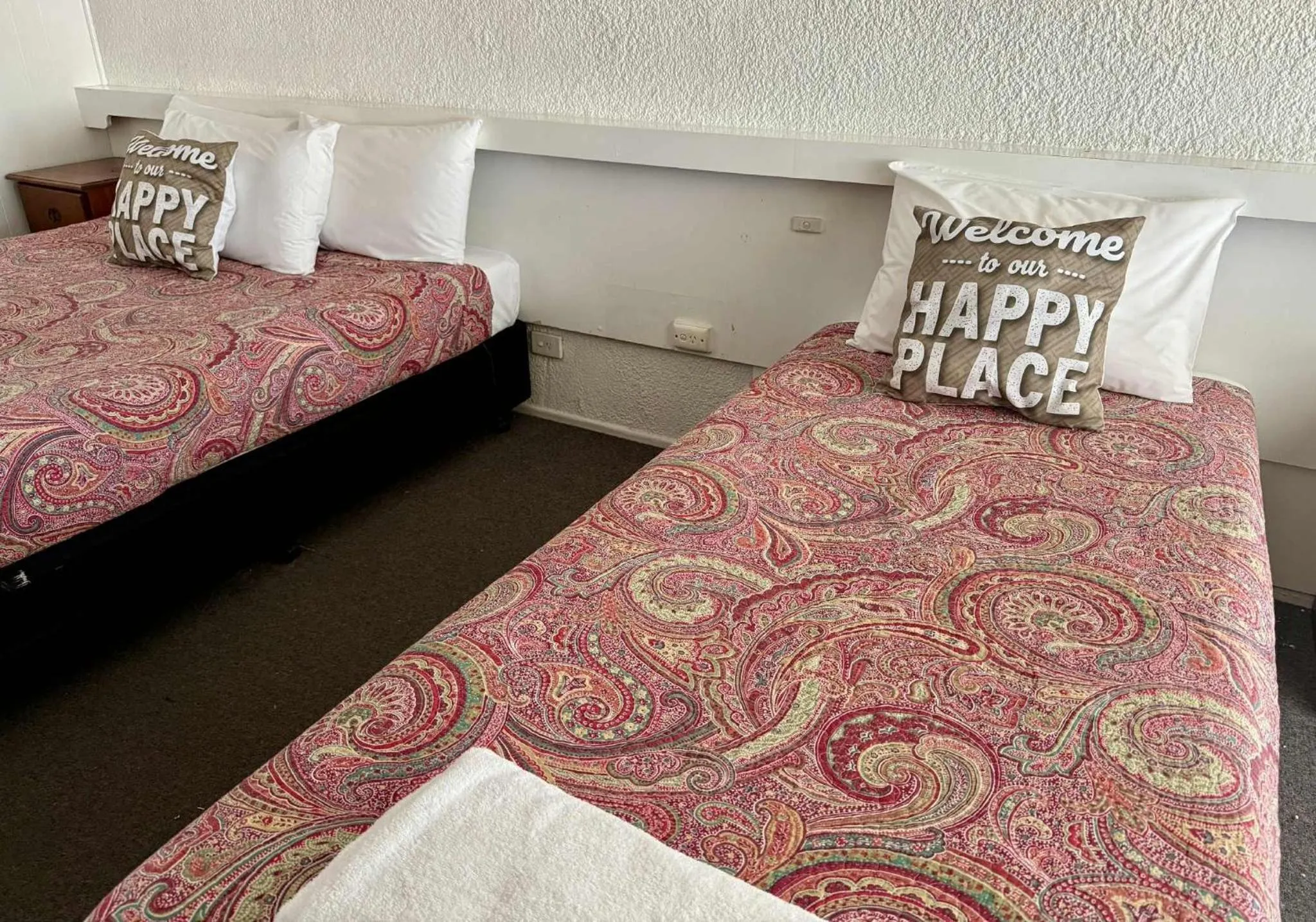 VIP, Bed in Bundaberg Coral Villa Motor Inn