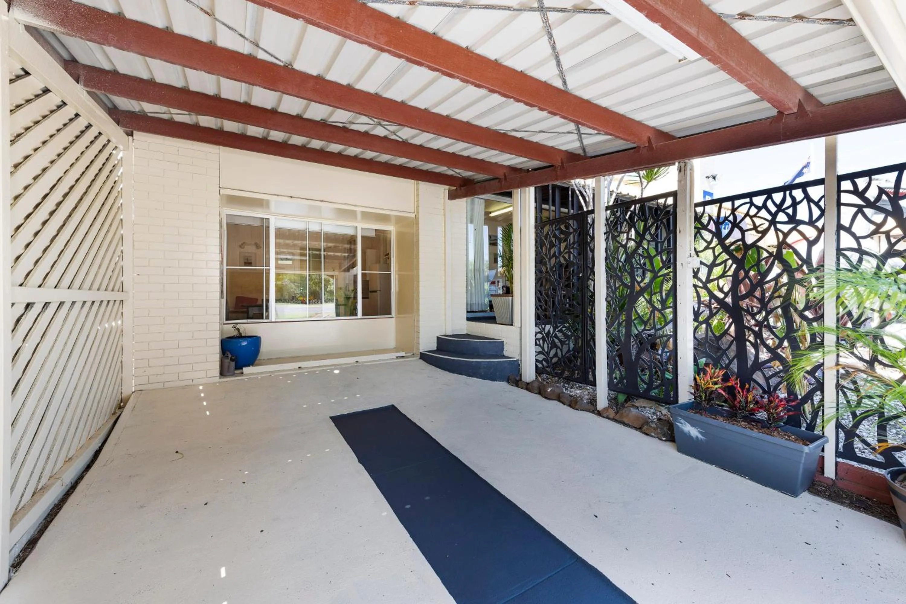 Facade/entrance in Bundaberg Coral Villa Motor Inn