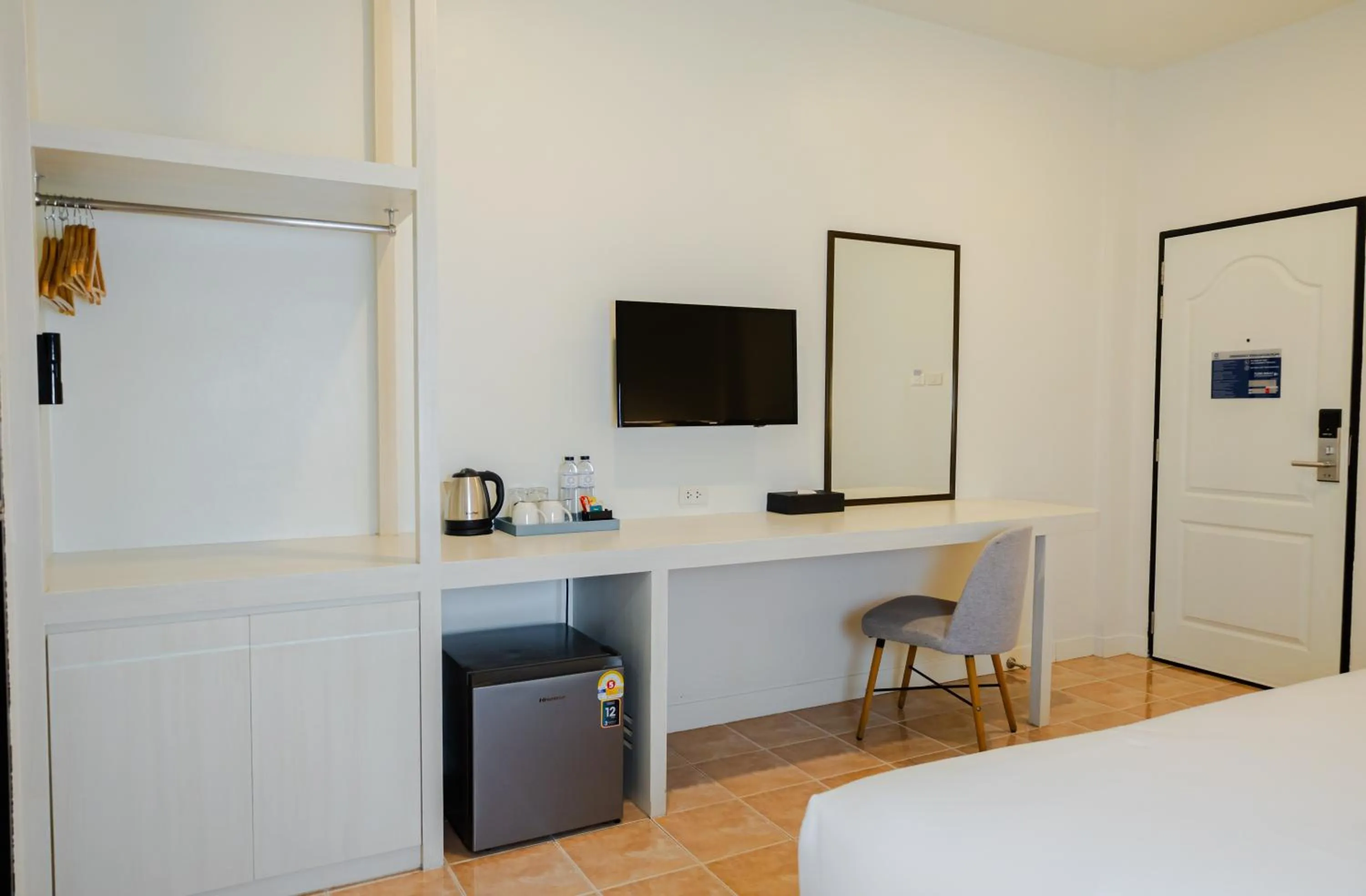 Bedroom, Bed in Amata Patong