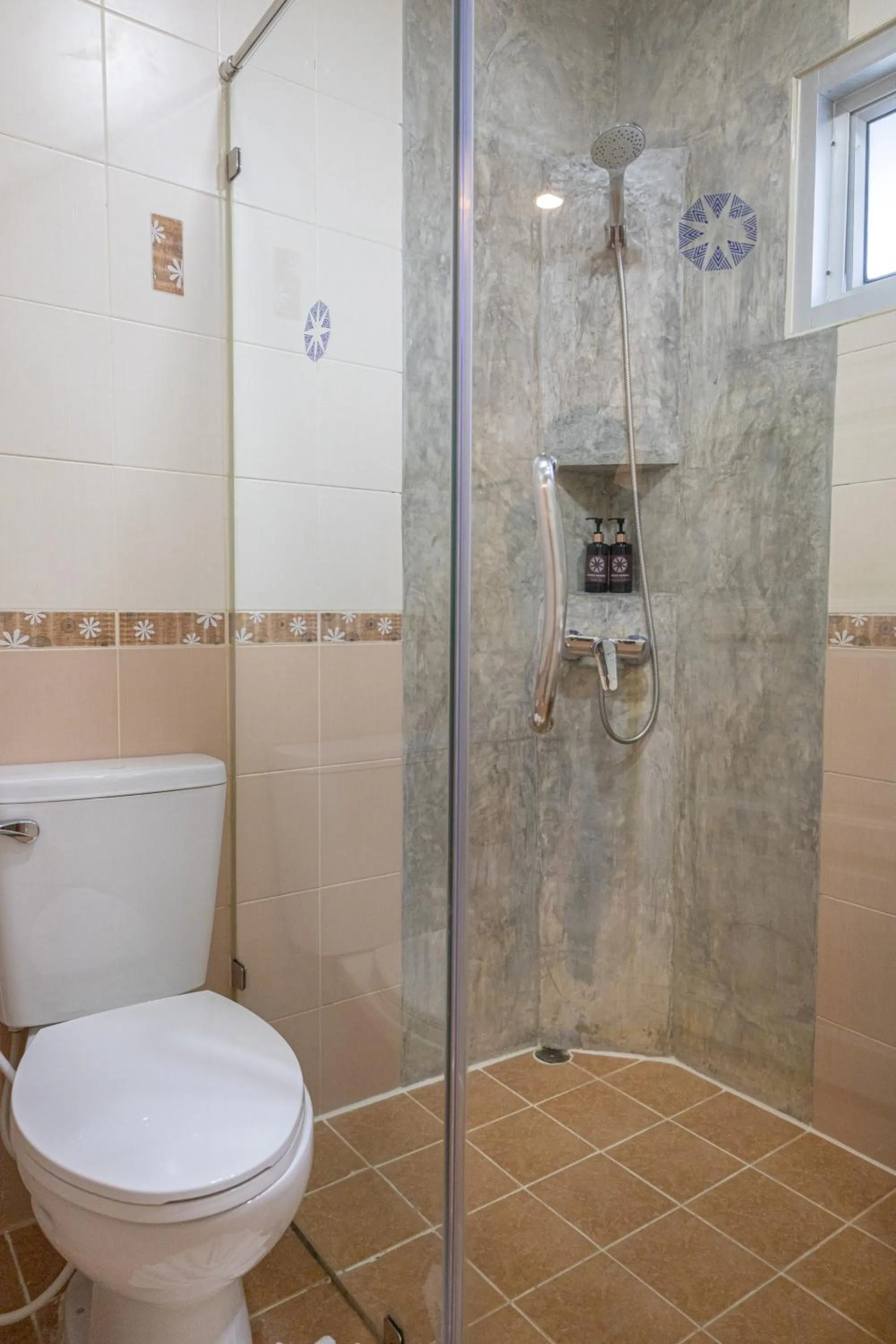 Bathroom in Amata Patong