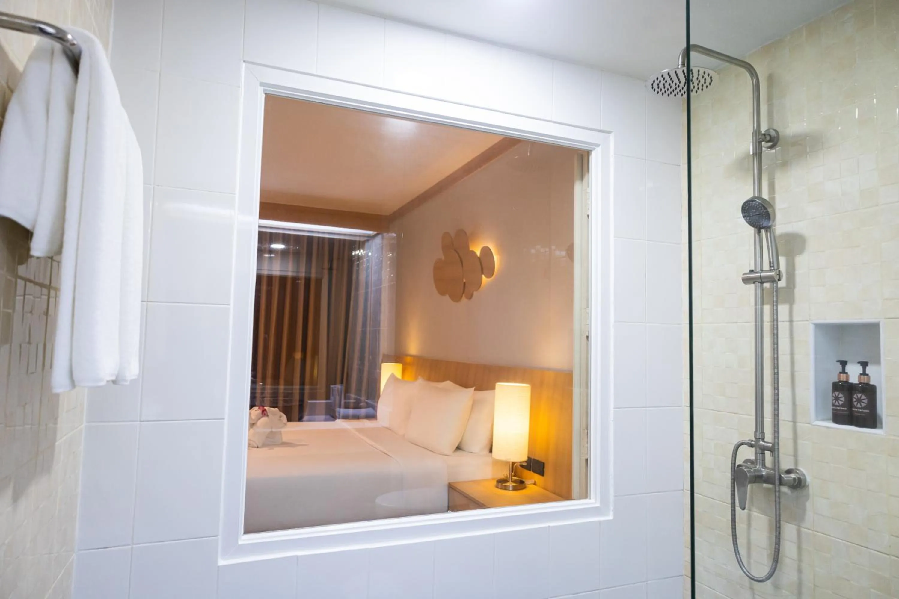 Bathroom, Bed in Amata Patong