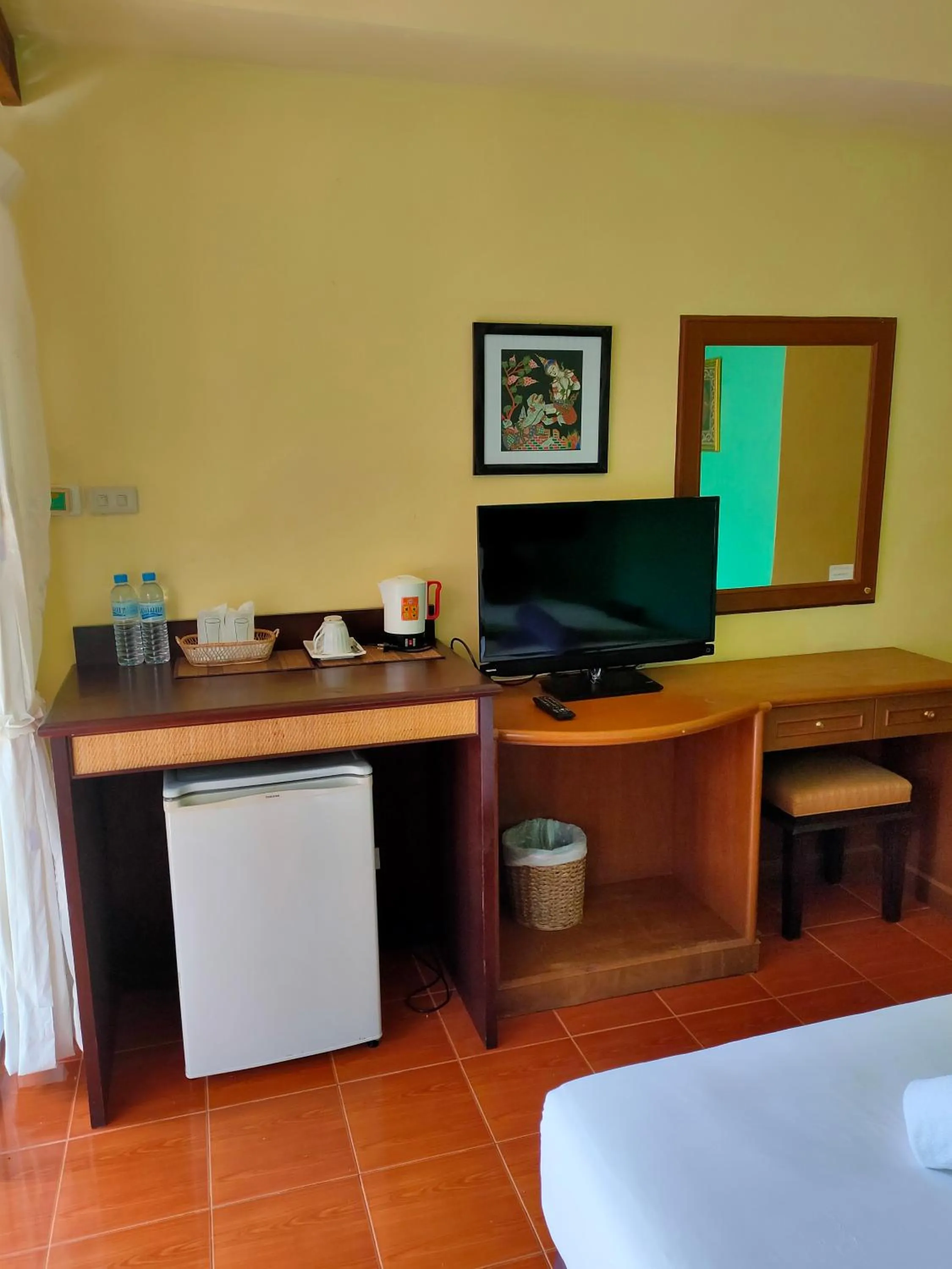 TV and multimedia, Bed in Grand Thai House Resort Lamai