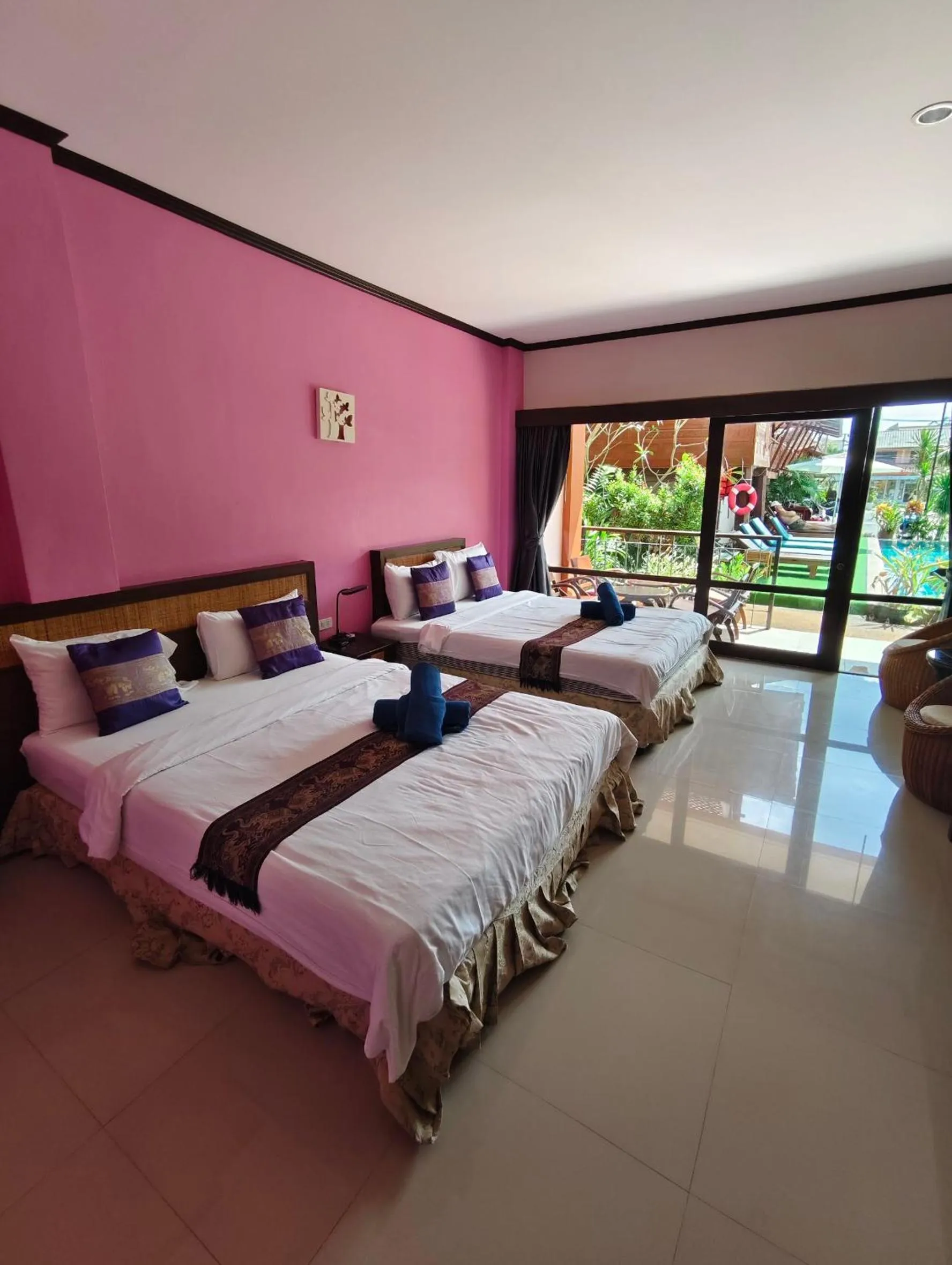Bed in Grand Thai House Resort Lamai