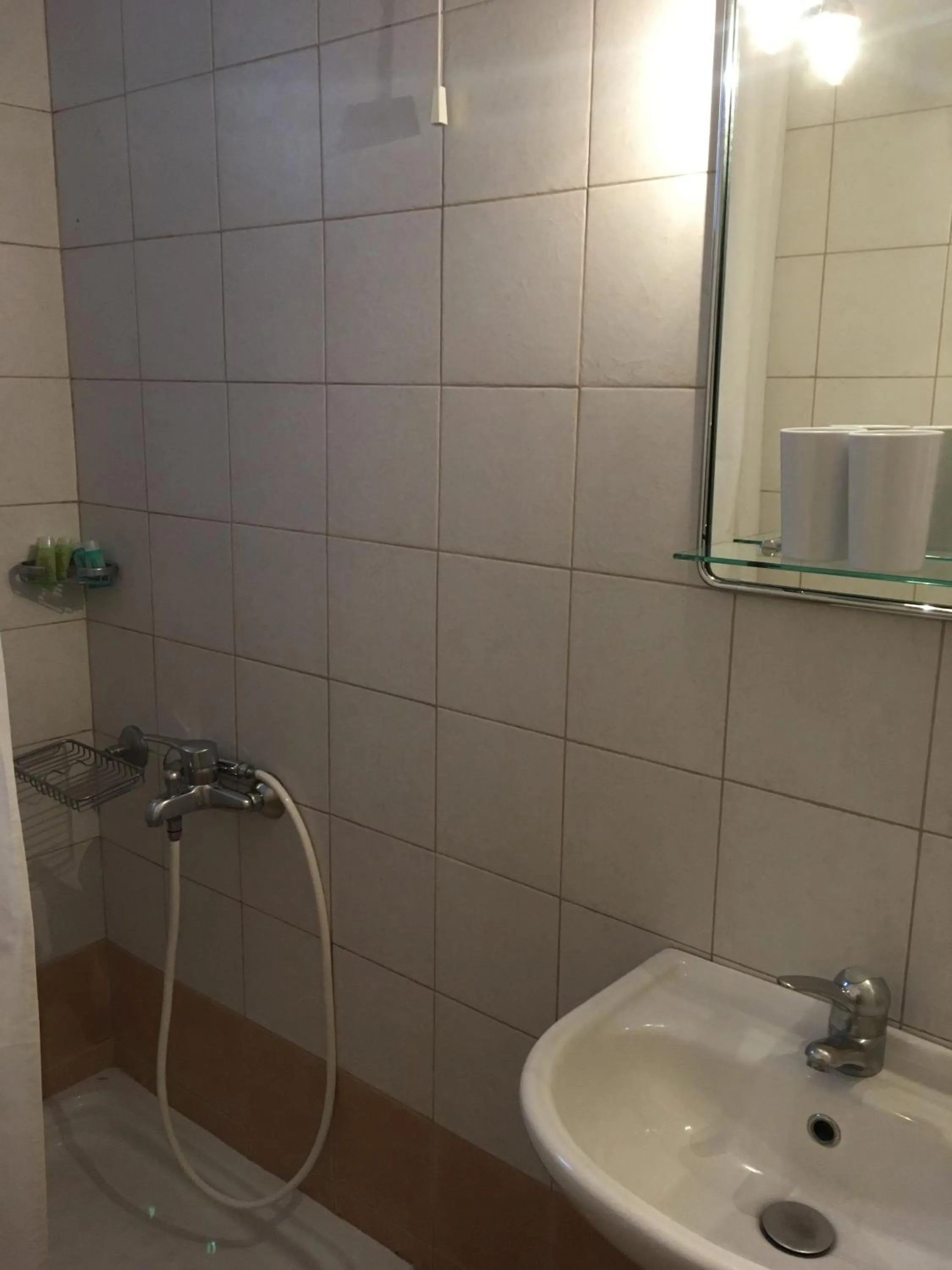 Hotel Orestion - Bike and motorcycle friendly hotel