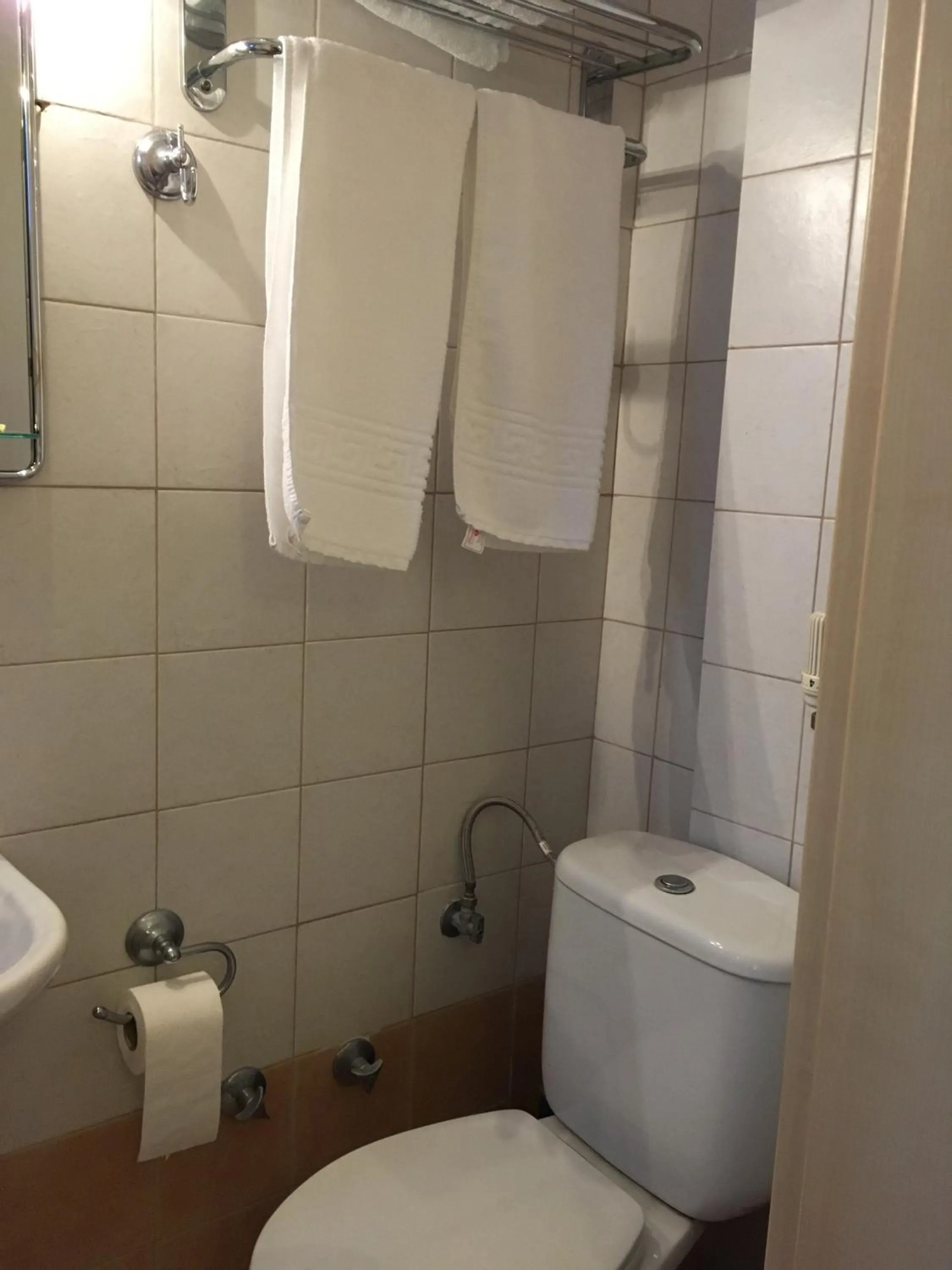 Hotel Orestion - Bike and motorcycle friendly hotel