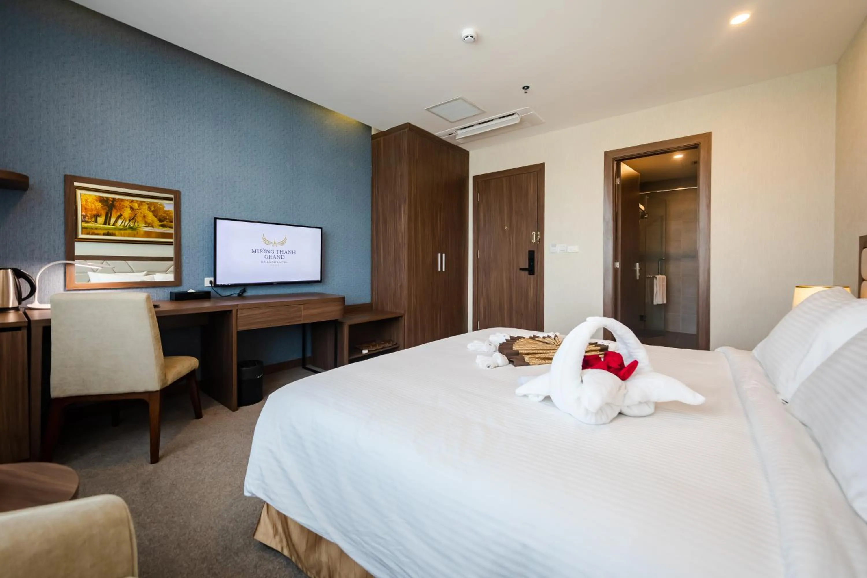 Bed in Muong Thanh Grand Ha Long Hotel