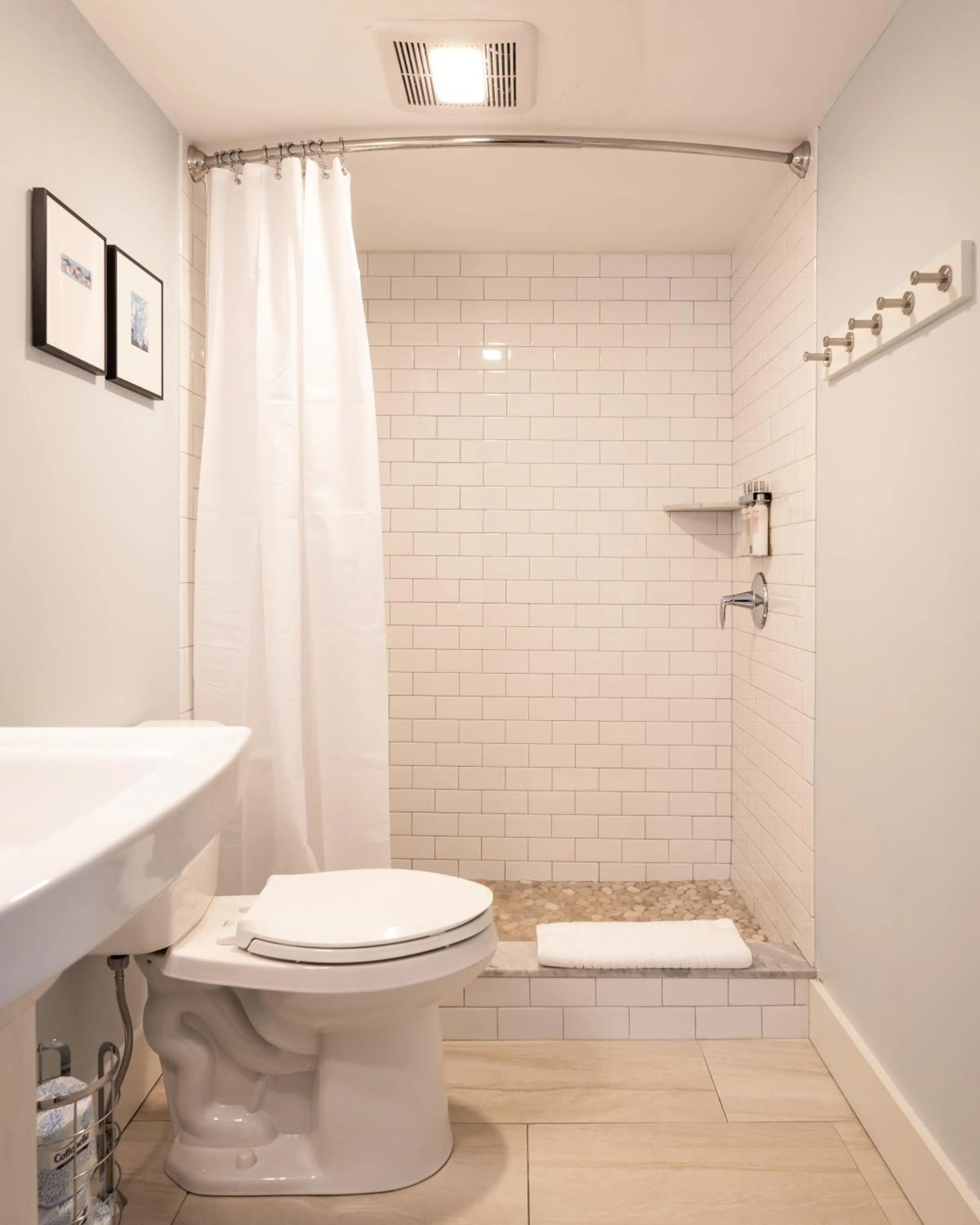 Bathroom in The Sailmaker's House