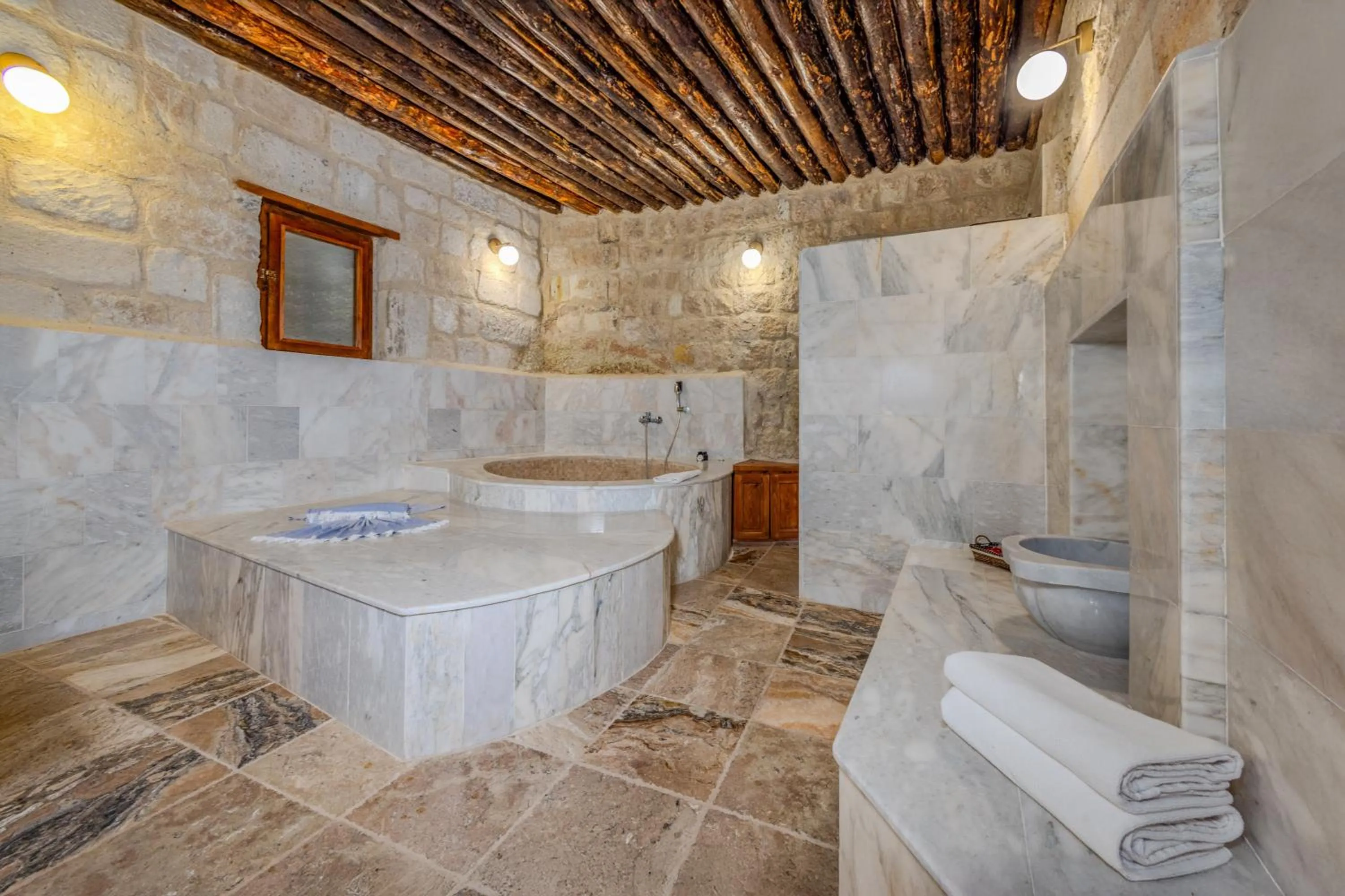 Shower in MDC Cave Hotel Cappadocia