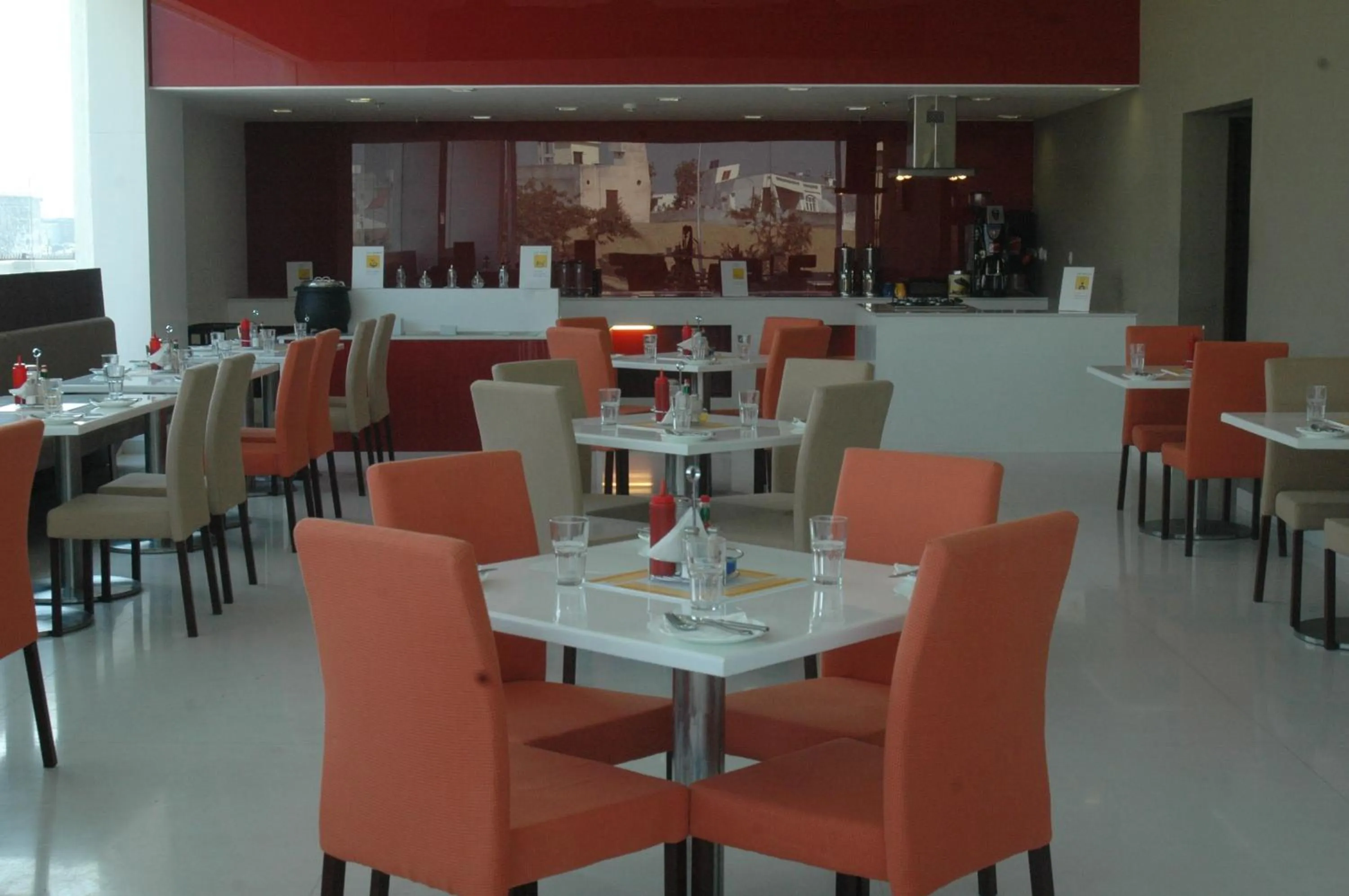 Restaurant/places to eat in Keys Select by Lemon Tree Hotels, Ludhiana