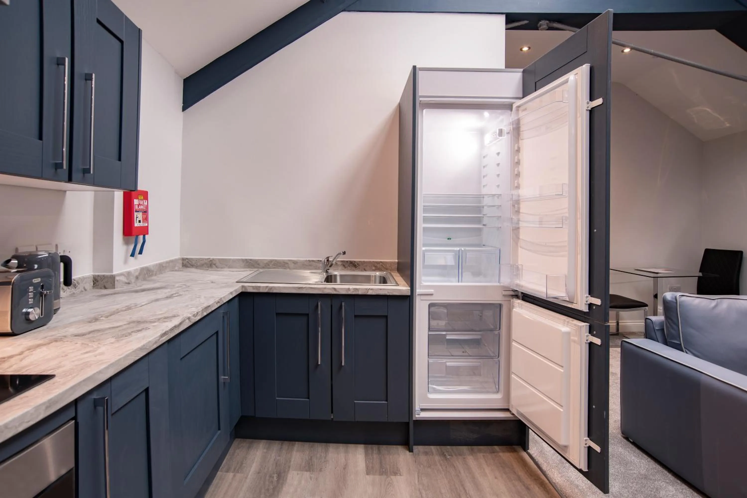 Kitchen or kitchenette in The Castle Collection 14 Cook Street