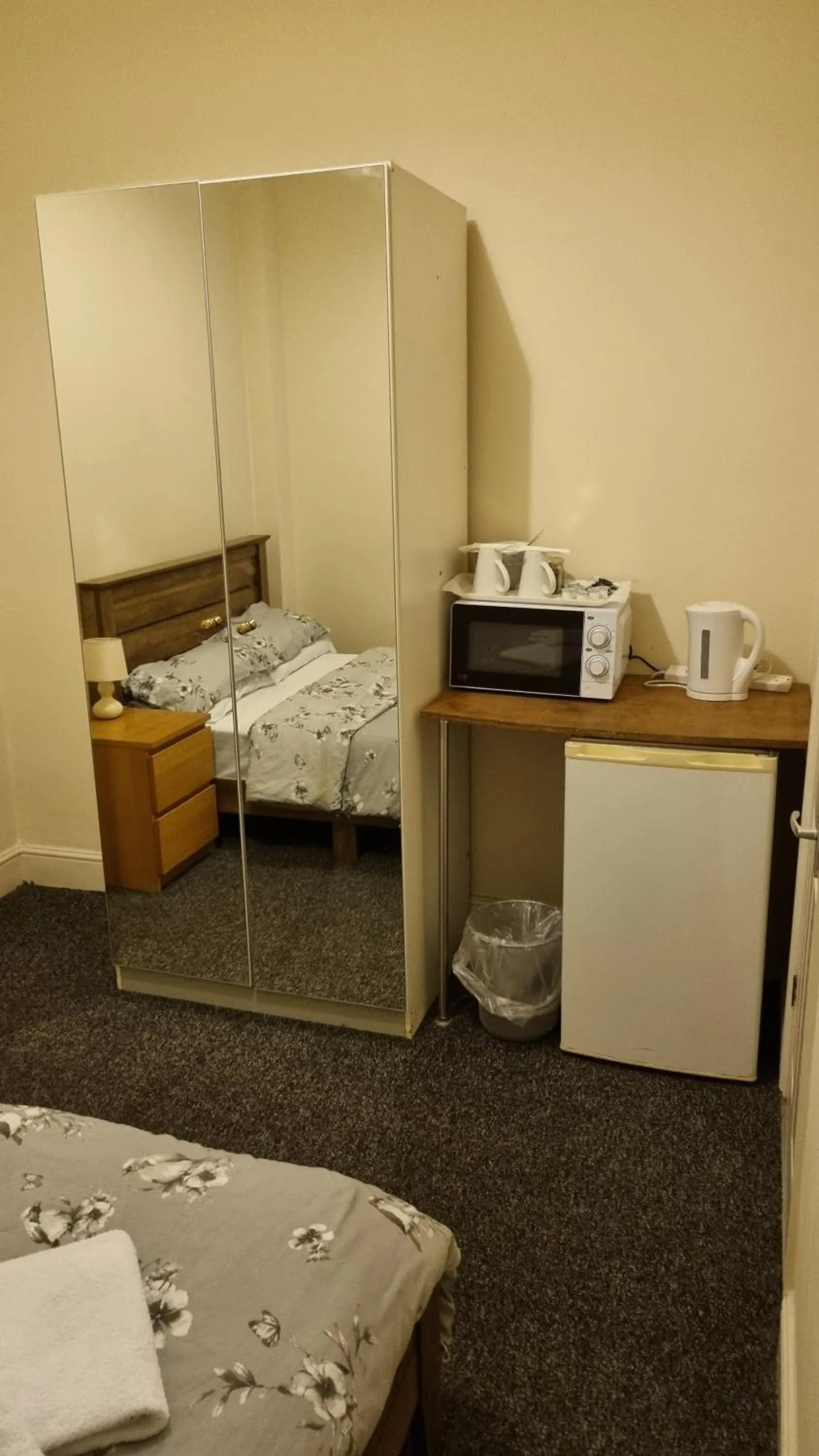 Bed in Shamrock Guest House