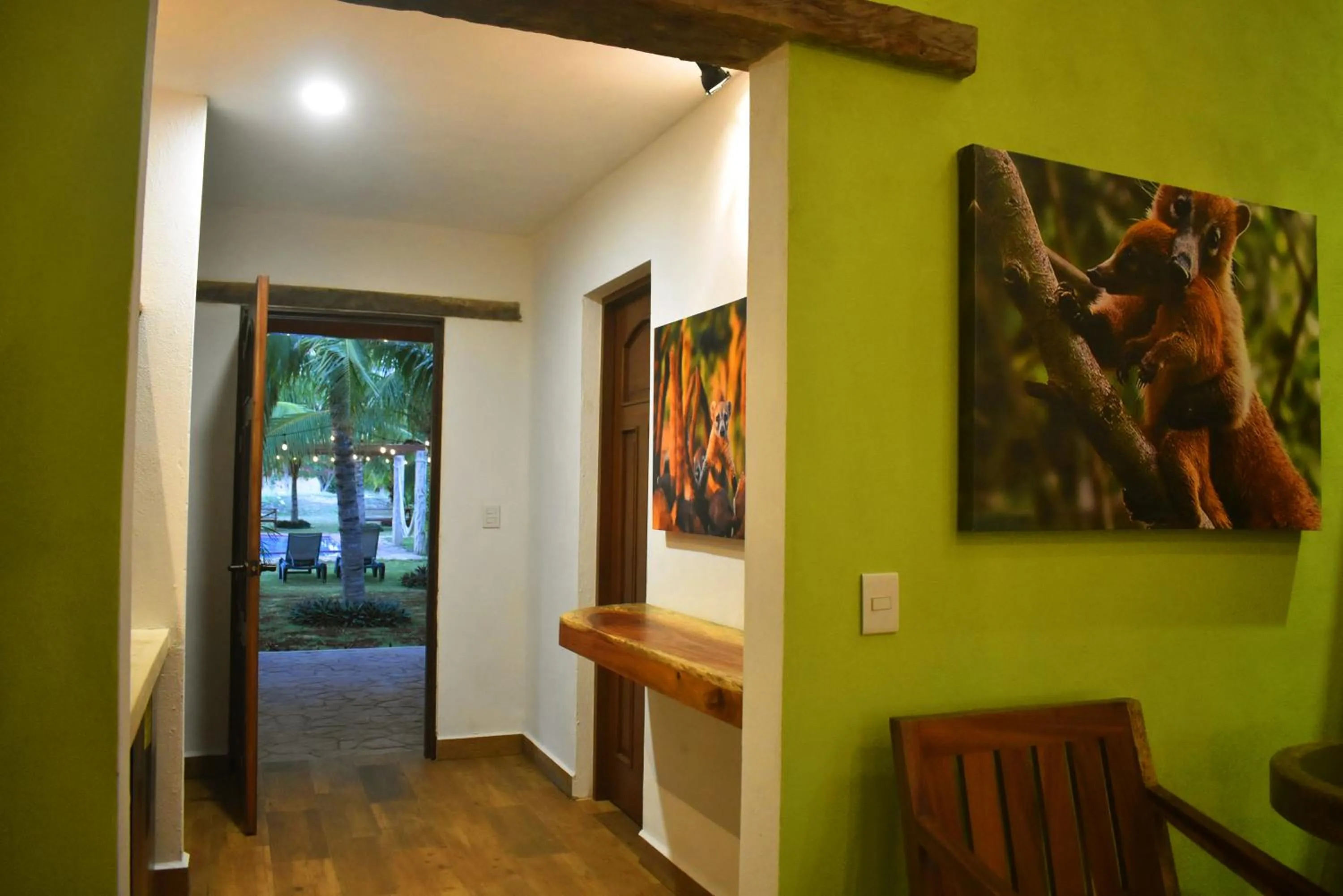 Decorative detail in Villas Vallazoo