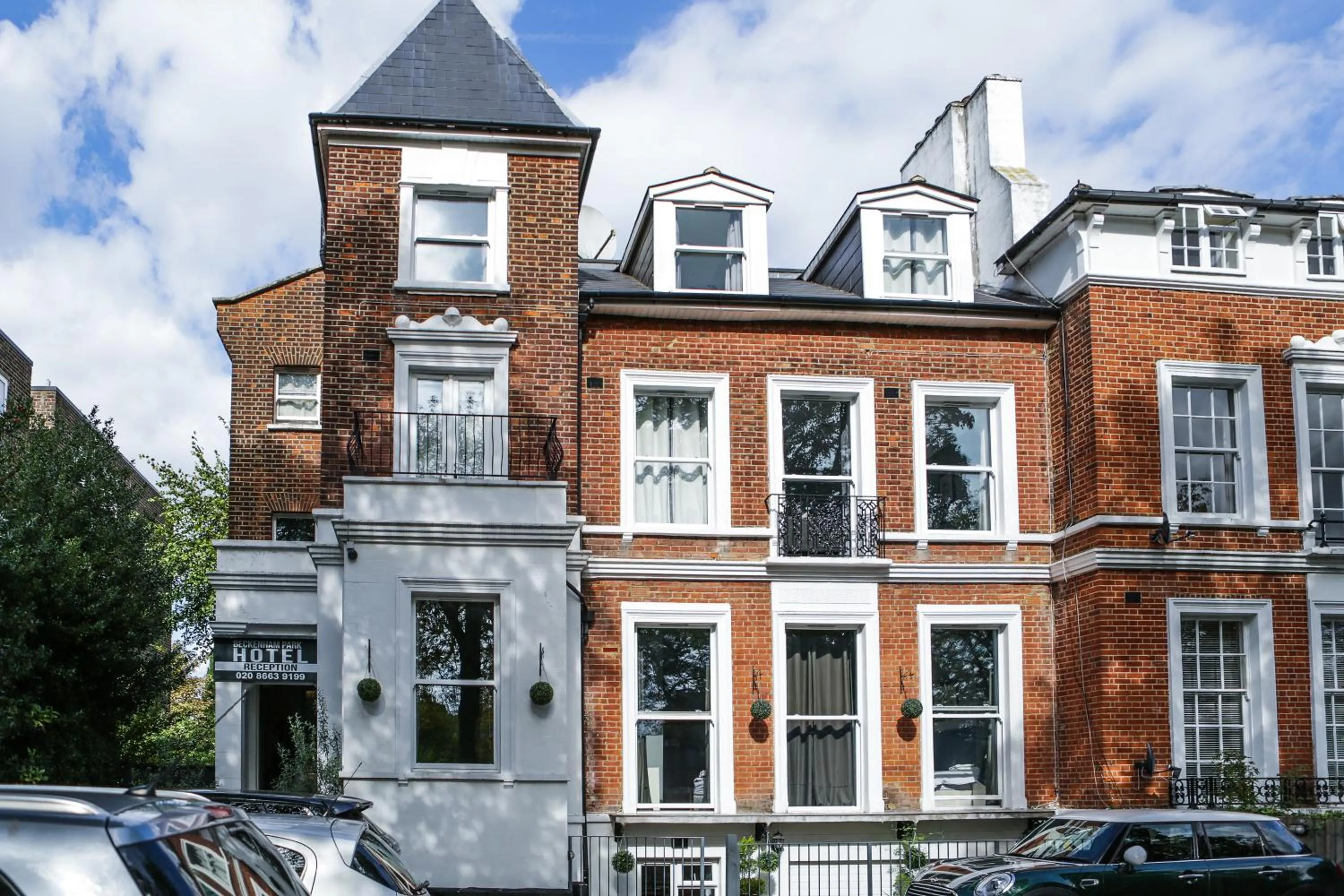 Property building in Beckenham Park Hotel
