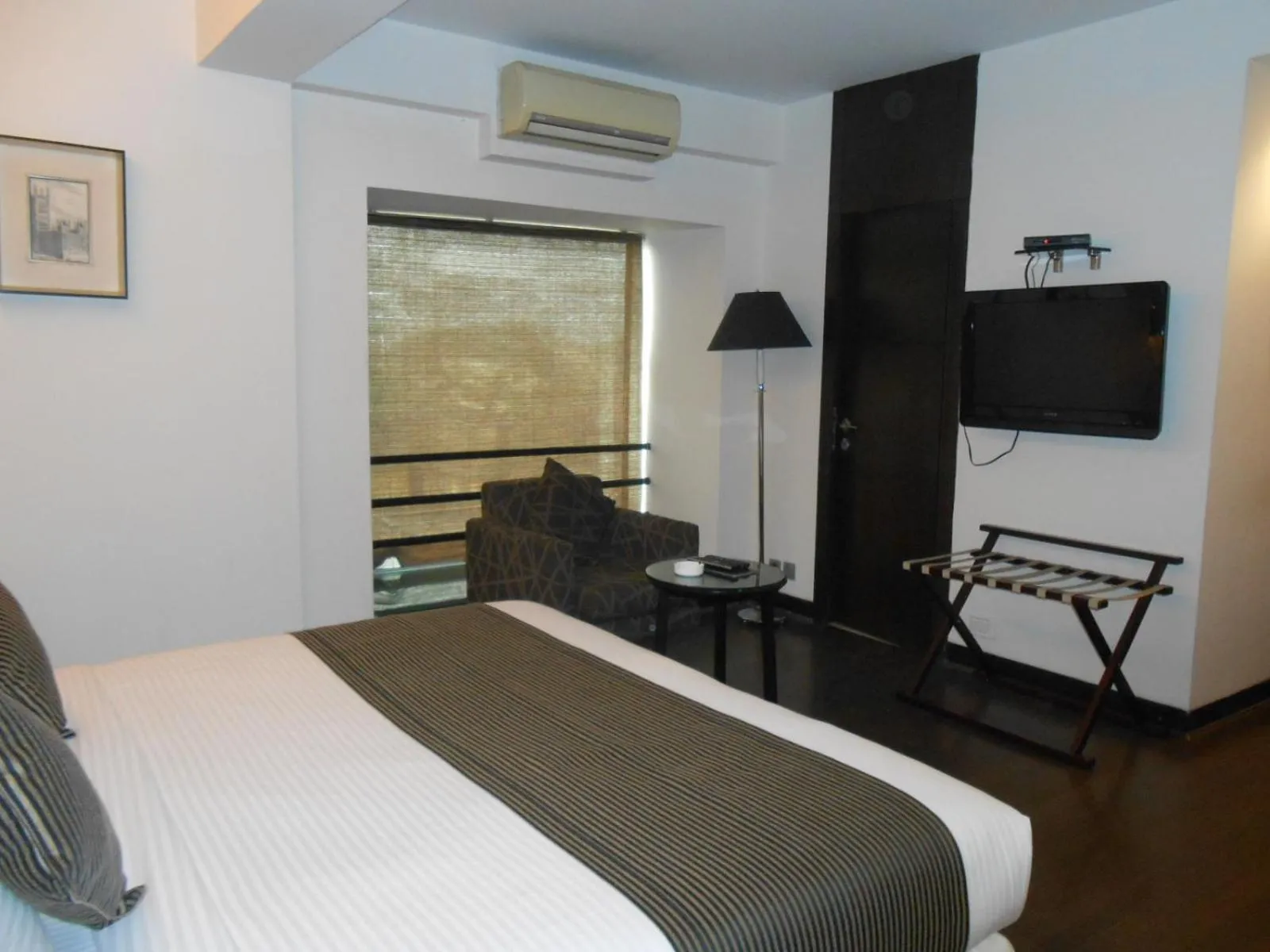 Bed in Southern Plaza