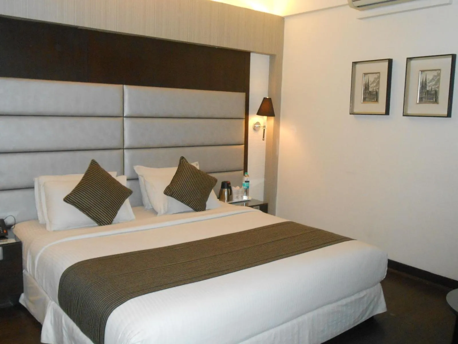 Bed in Southern Plaza