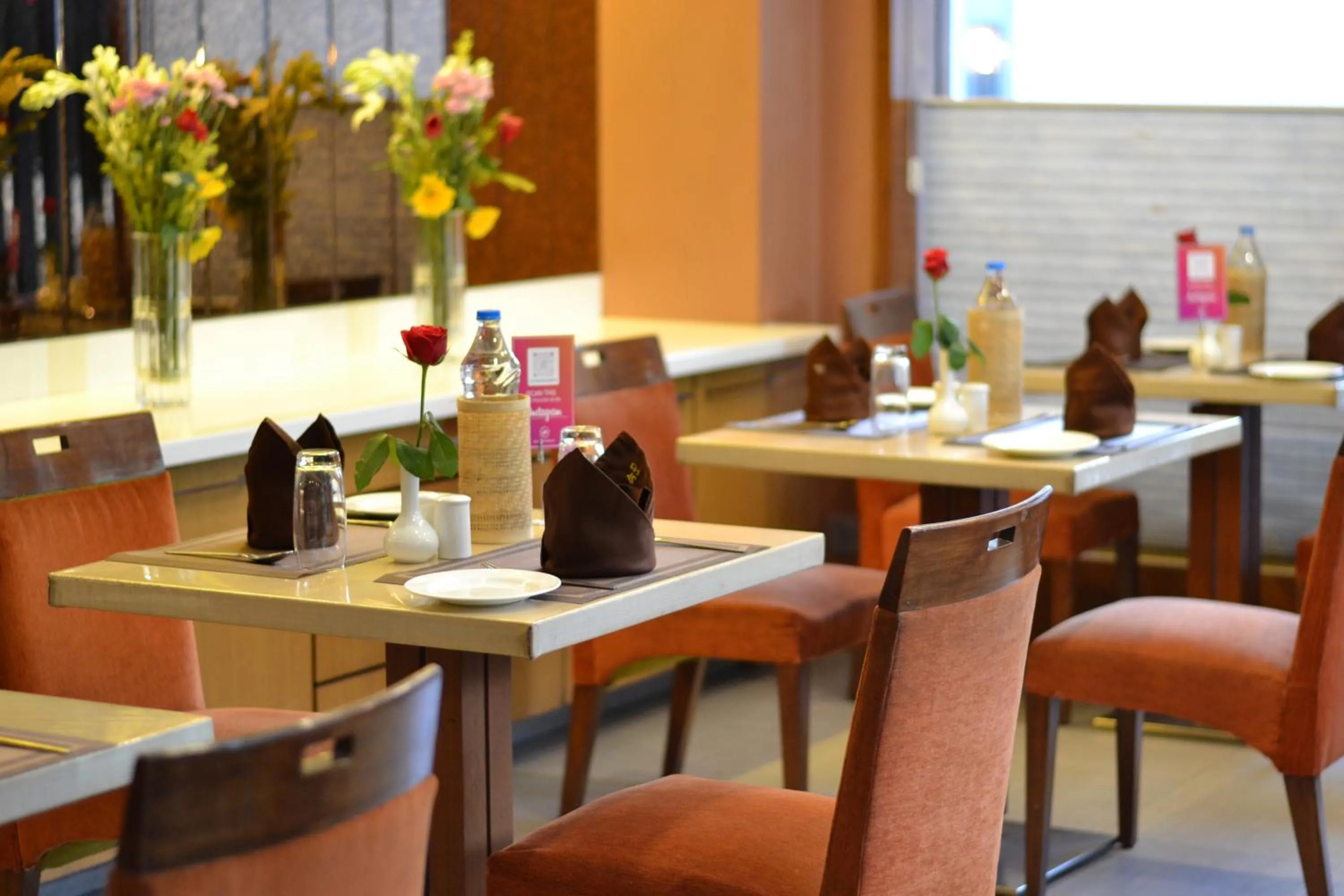 Restaurant/places to eat in Southern Plaza