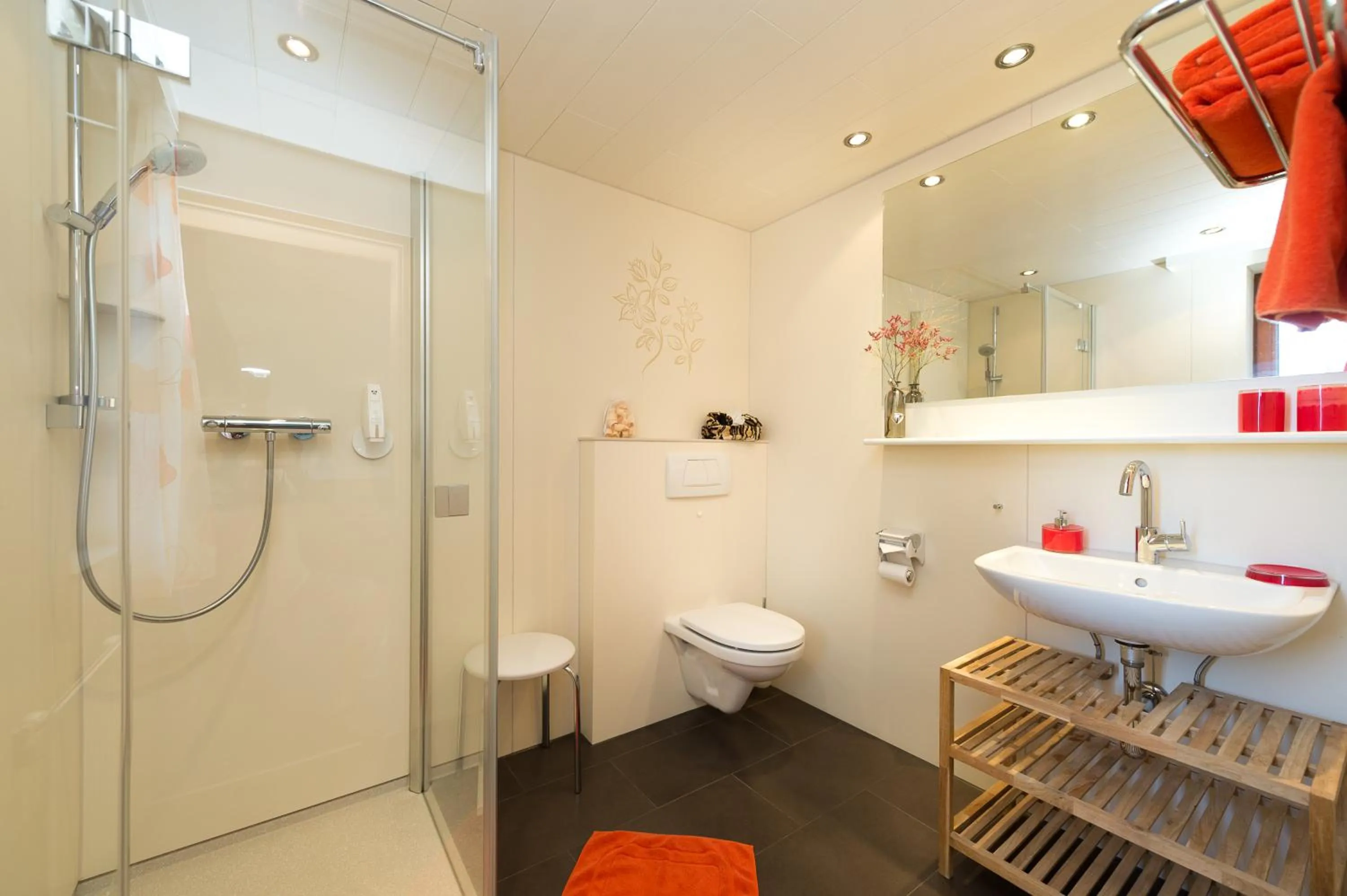 Bathroom in Gasthaus & Pension Alphorn