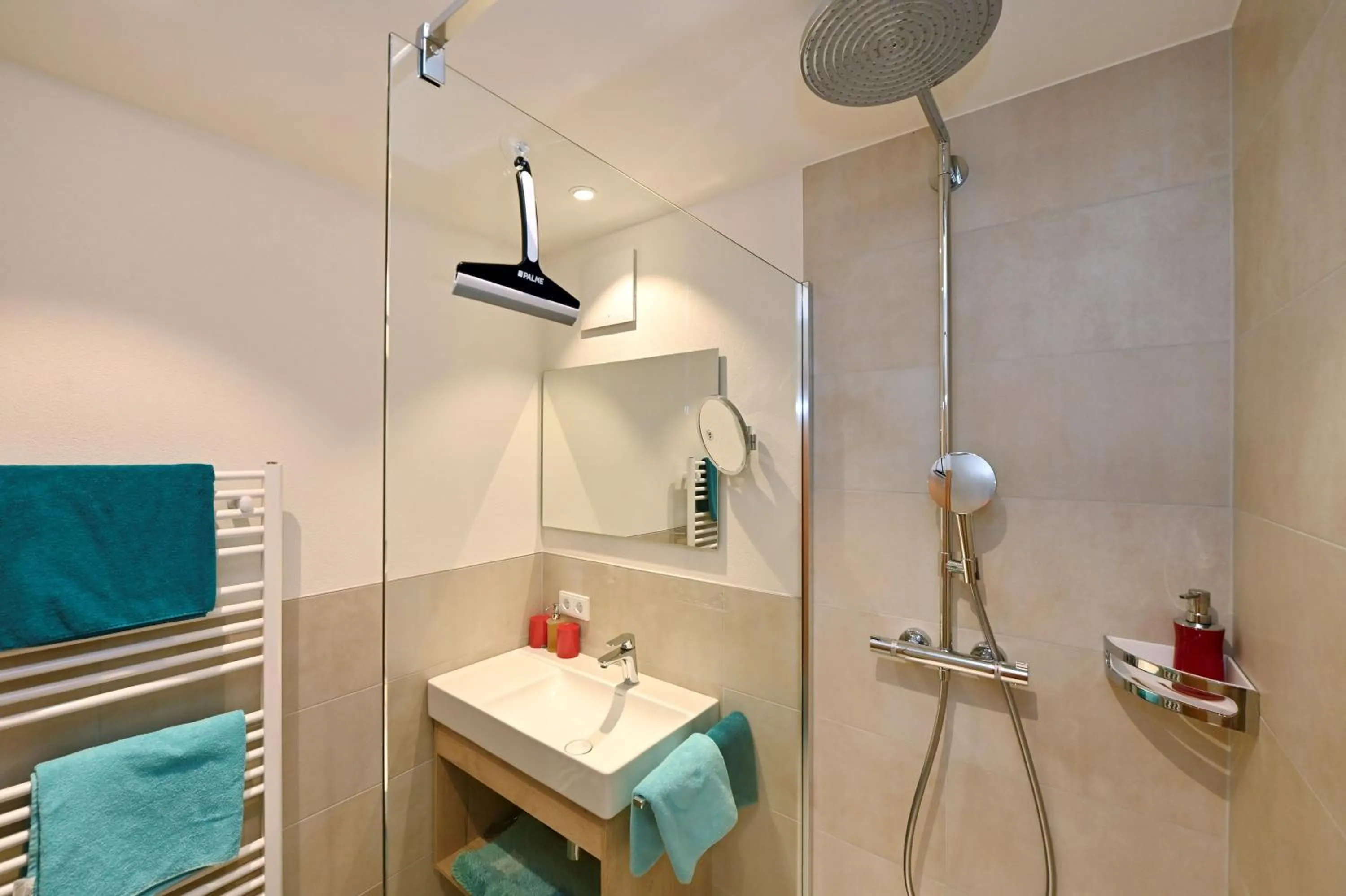 Bathroom in Gasthaus & Pension Alphorn