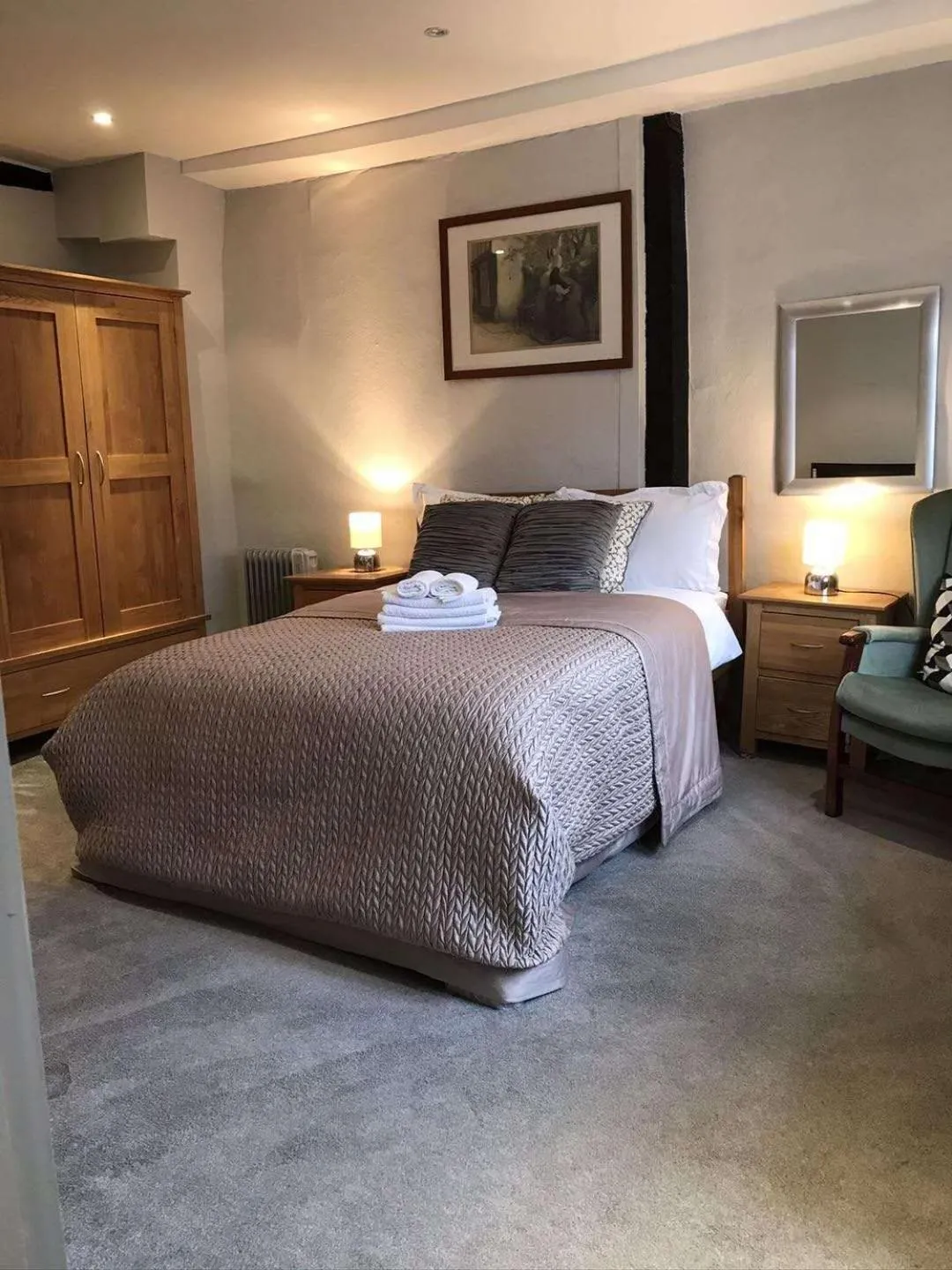 Photo of the whole room, Bed in Golden Cross Guesthouse