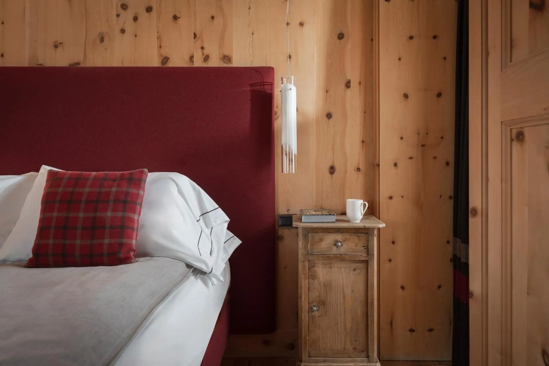 Bed in Alpen Hotel Chalet
