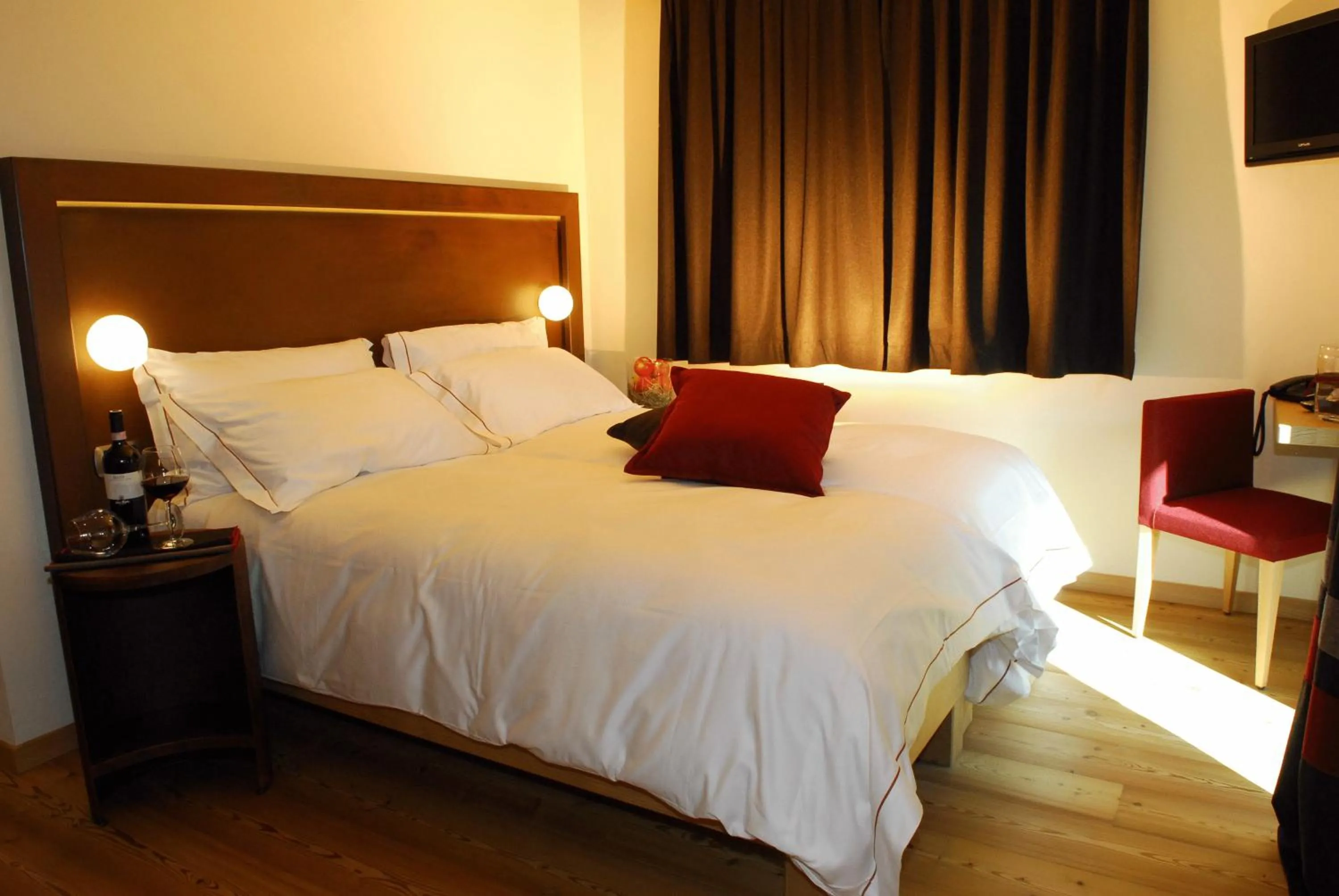 Other, Bed in Alpen Hotel Chalet