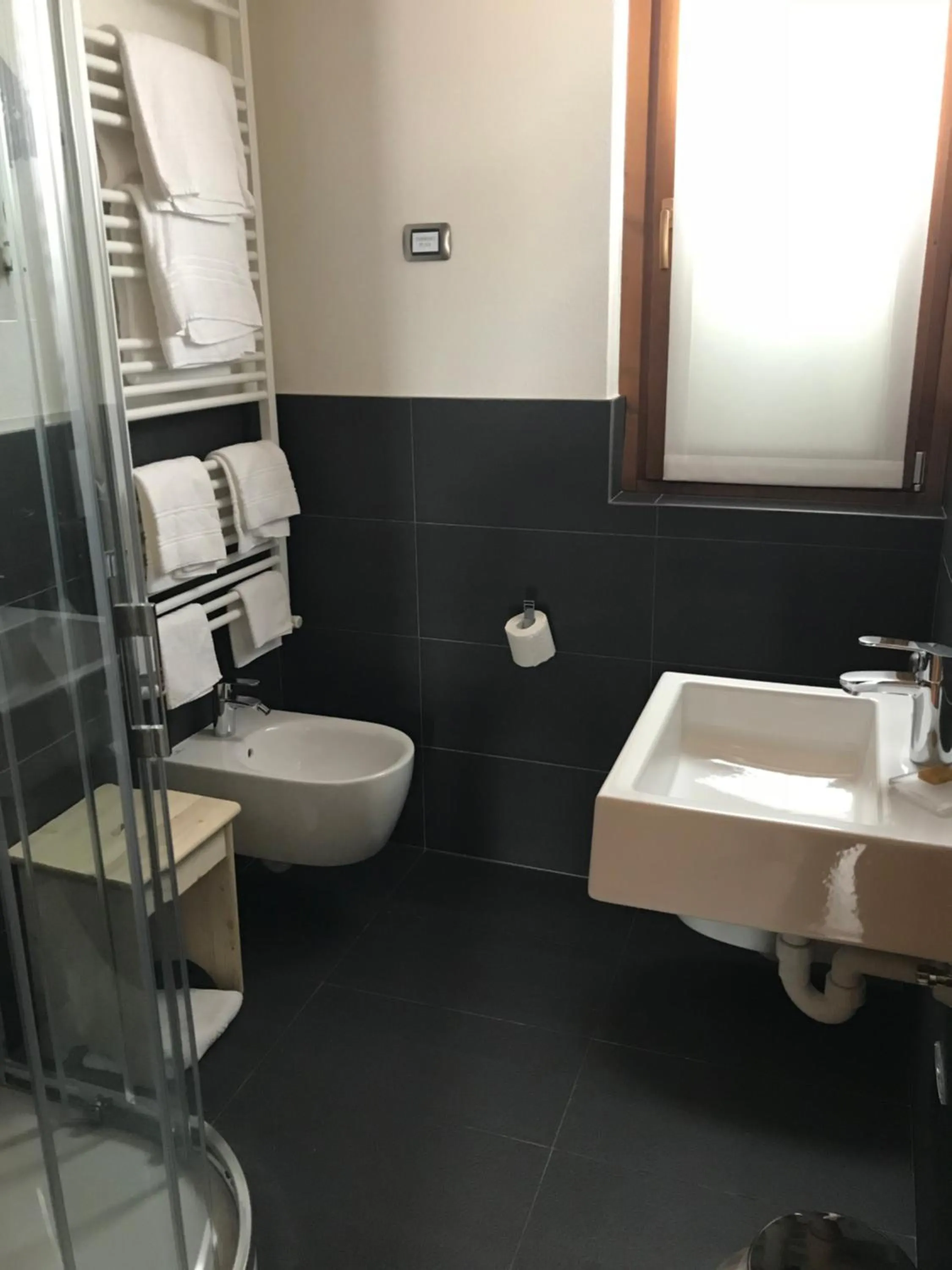 Bathroom in Alpen Hotel Chalet