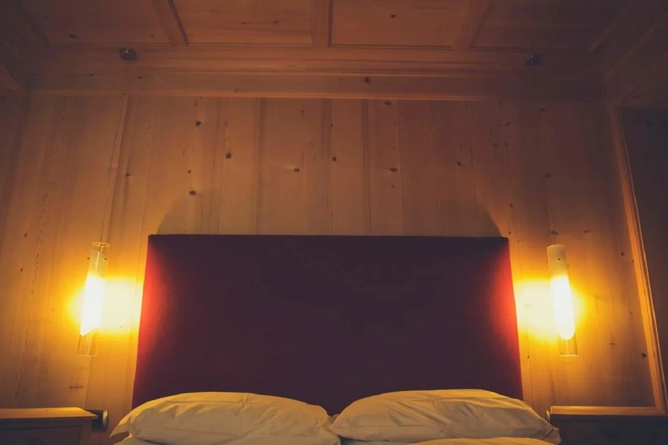 Bedroom, Bed in Alpen Hotel Chalet