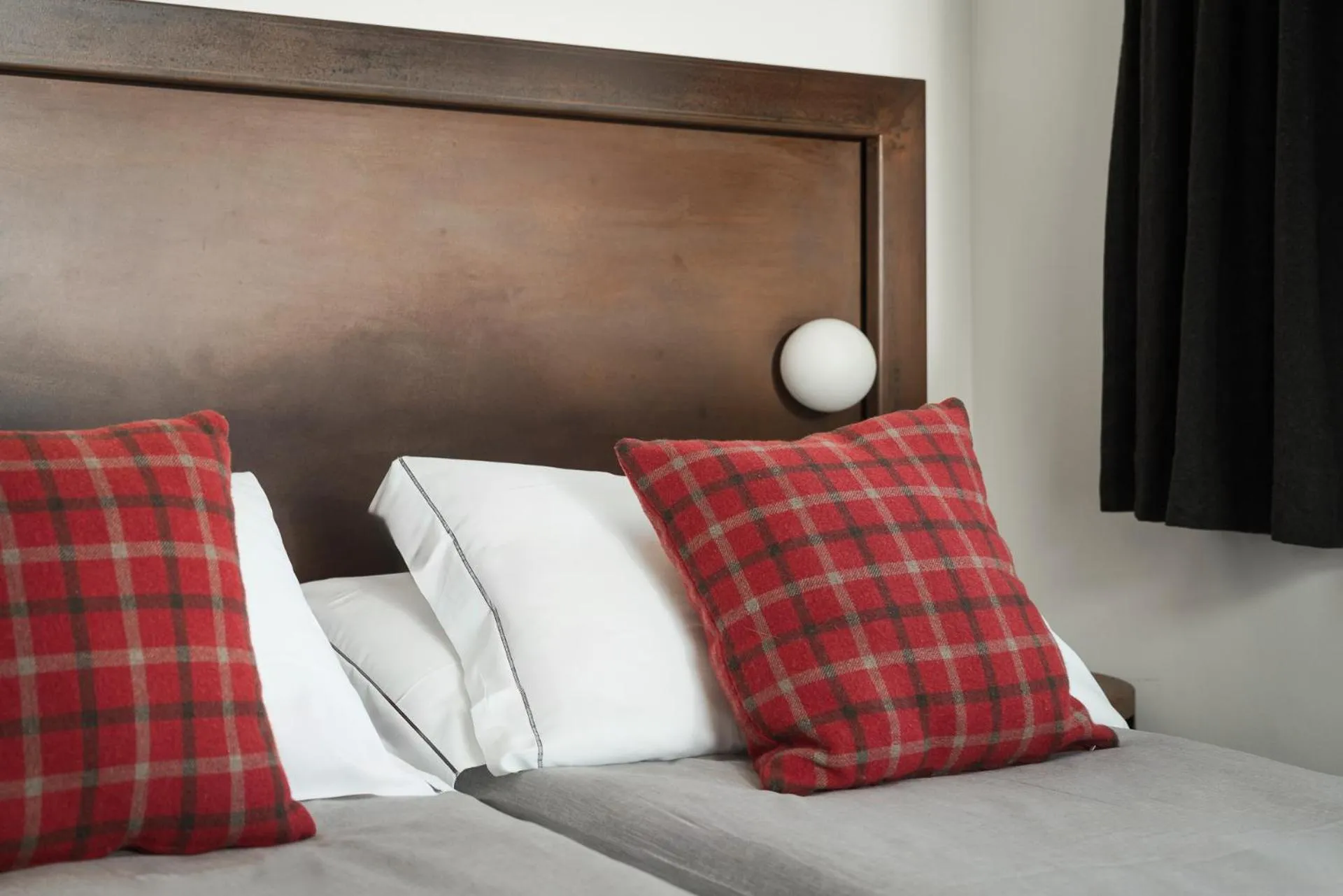 Bed in Alpen Hotel Chalet