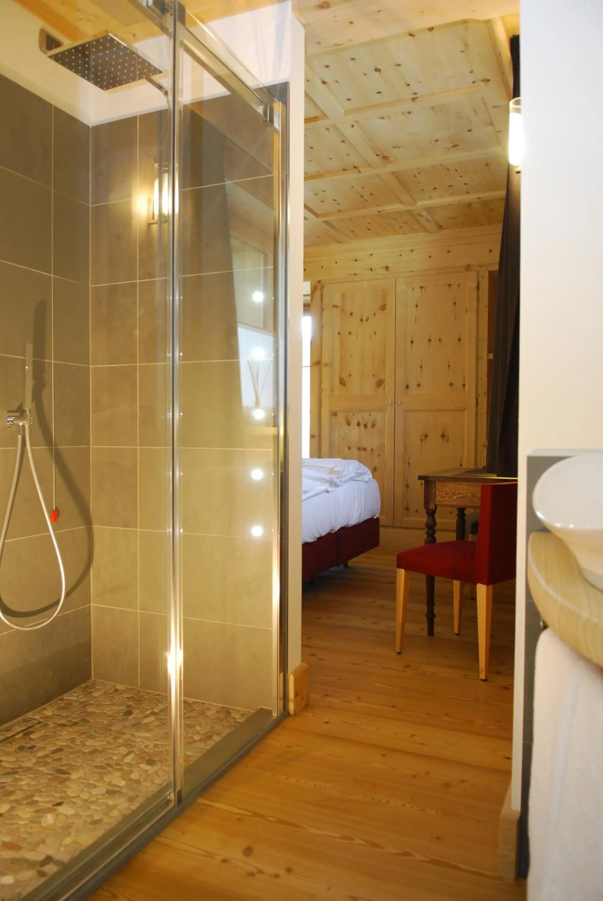 Bed in Alpen Hotel Chalet