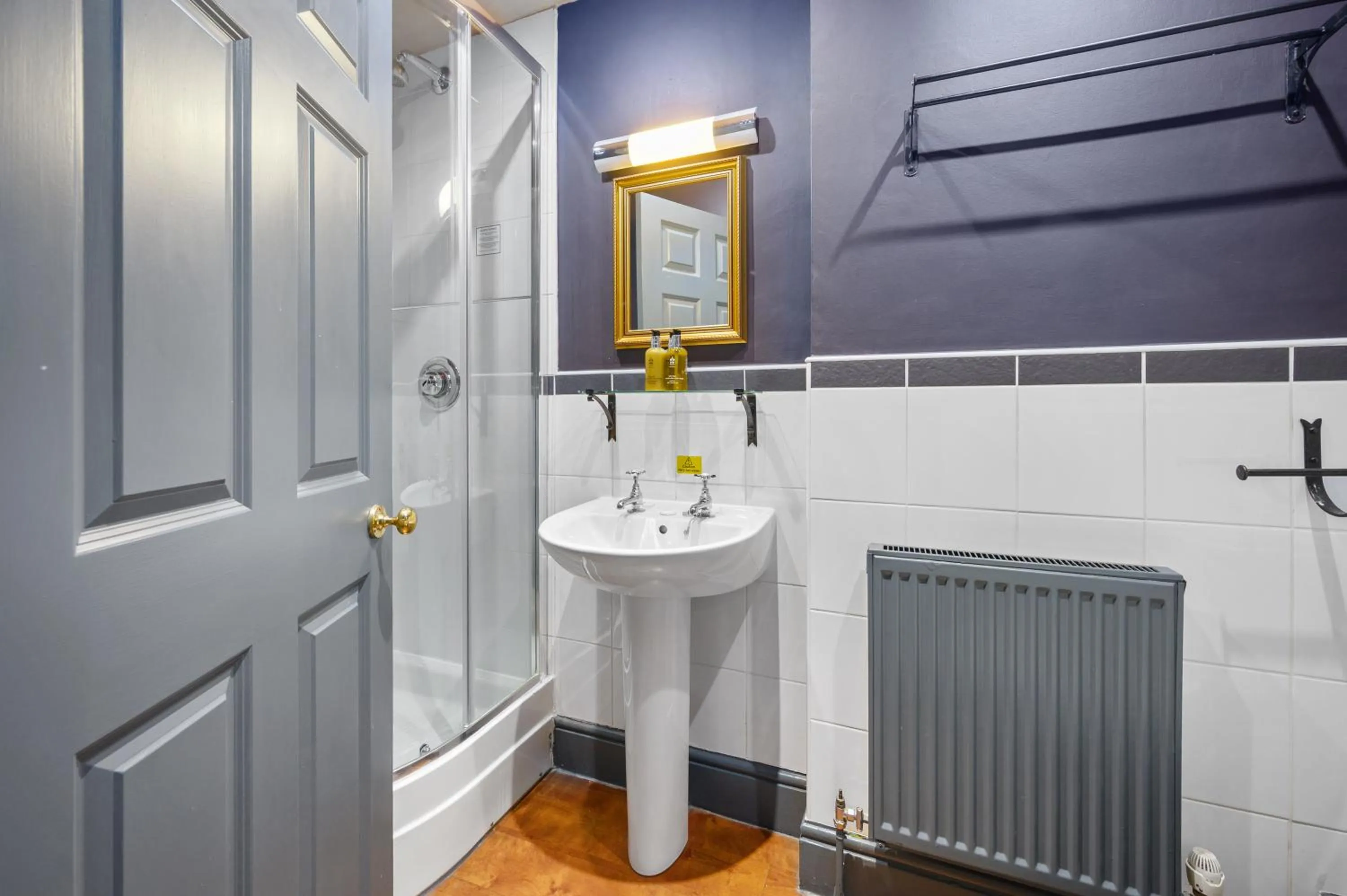 Shower, Bathroom in Lamb & Lion Hotel, Sure Hotel Collection by Best Western