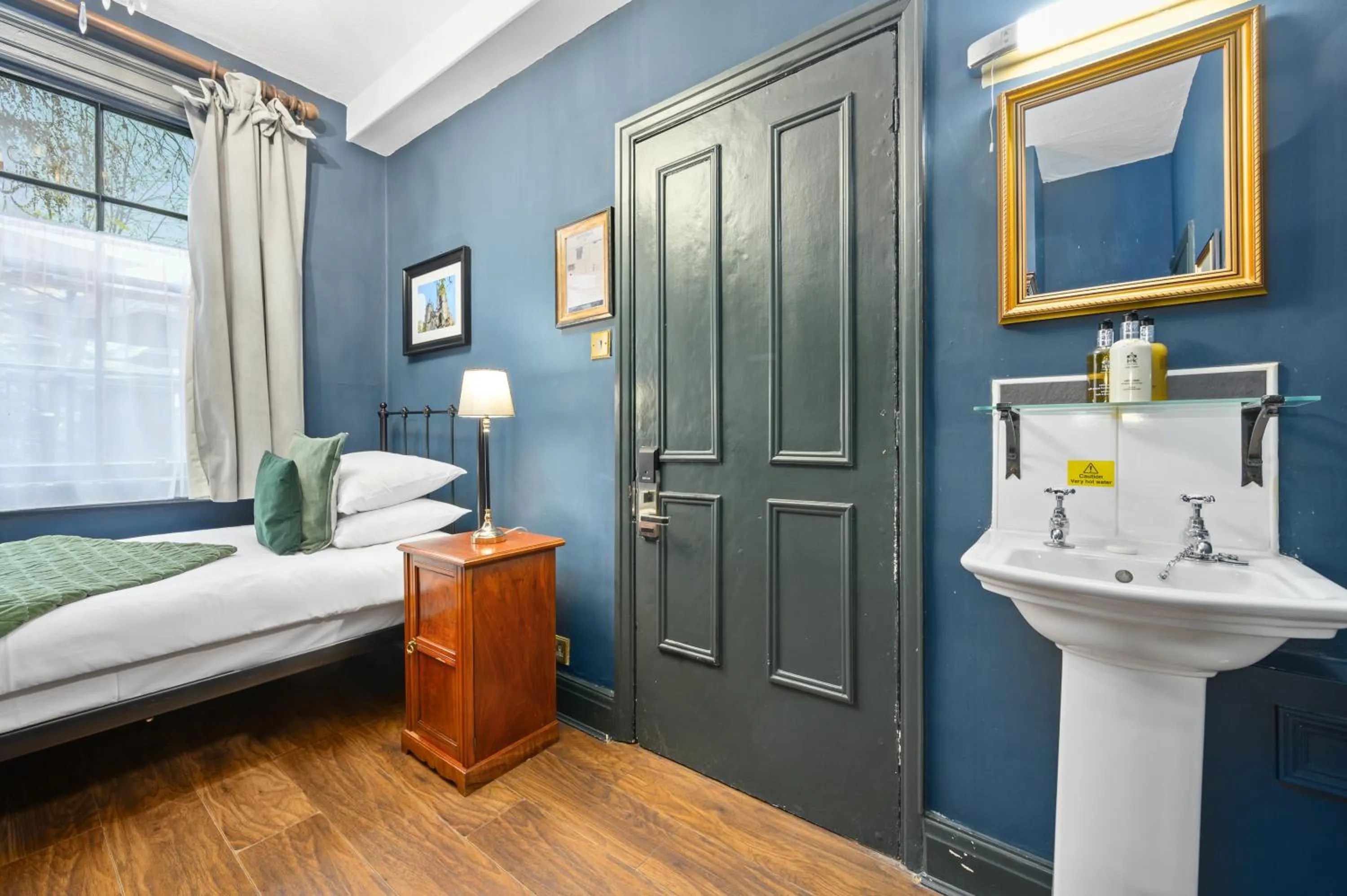 Bed in Lamb & Lion Hotel, Sure Hotel Collection by Best Western