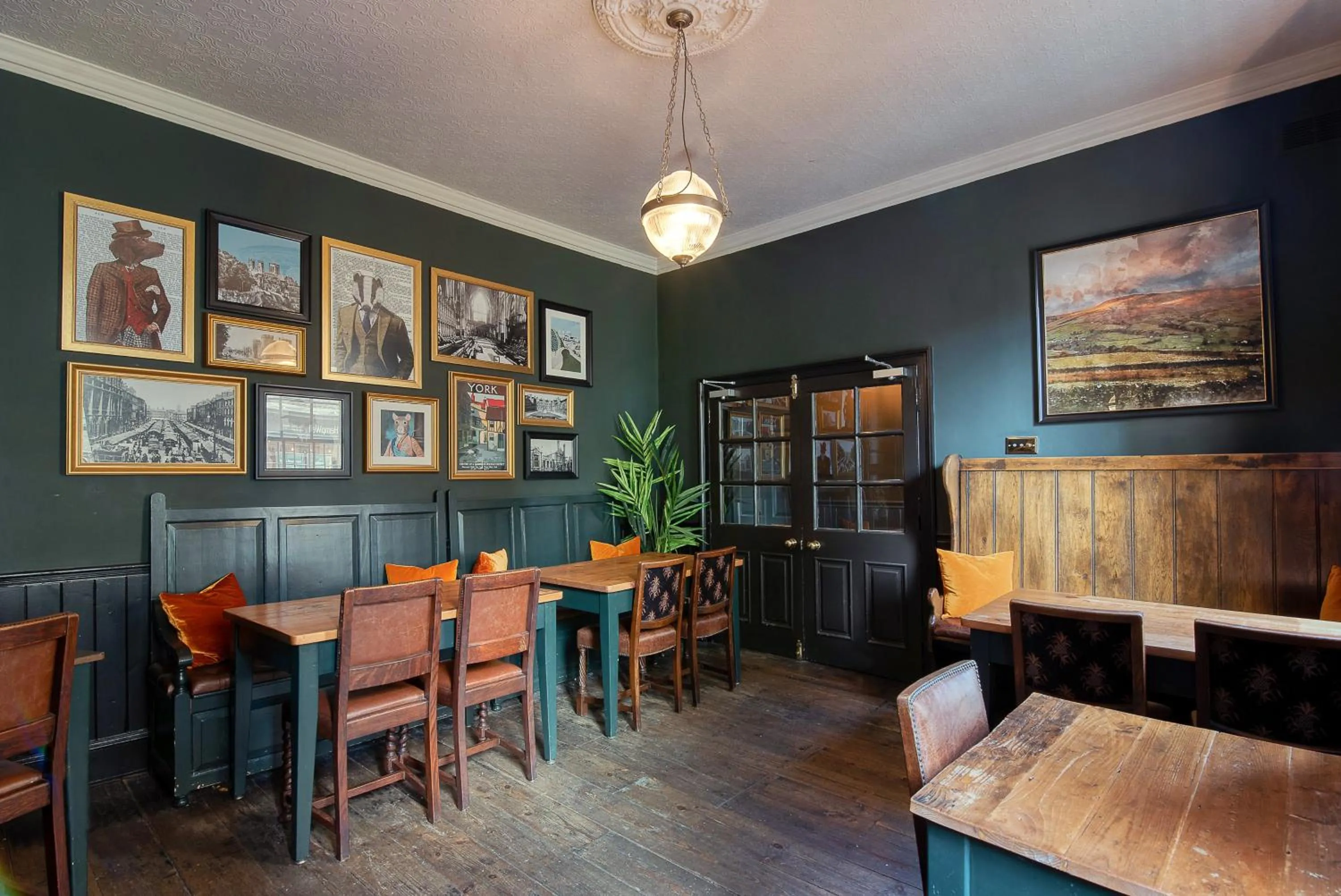 Restaurant/Places to Eat in Lamb & Lion Hotel, Sure Hotel Collection by Best Western