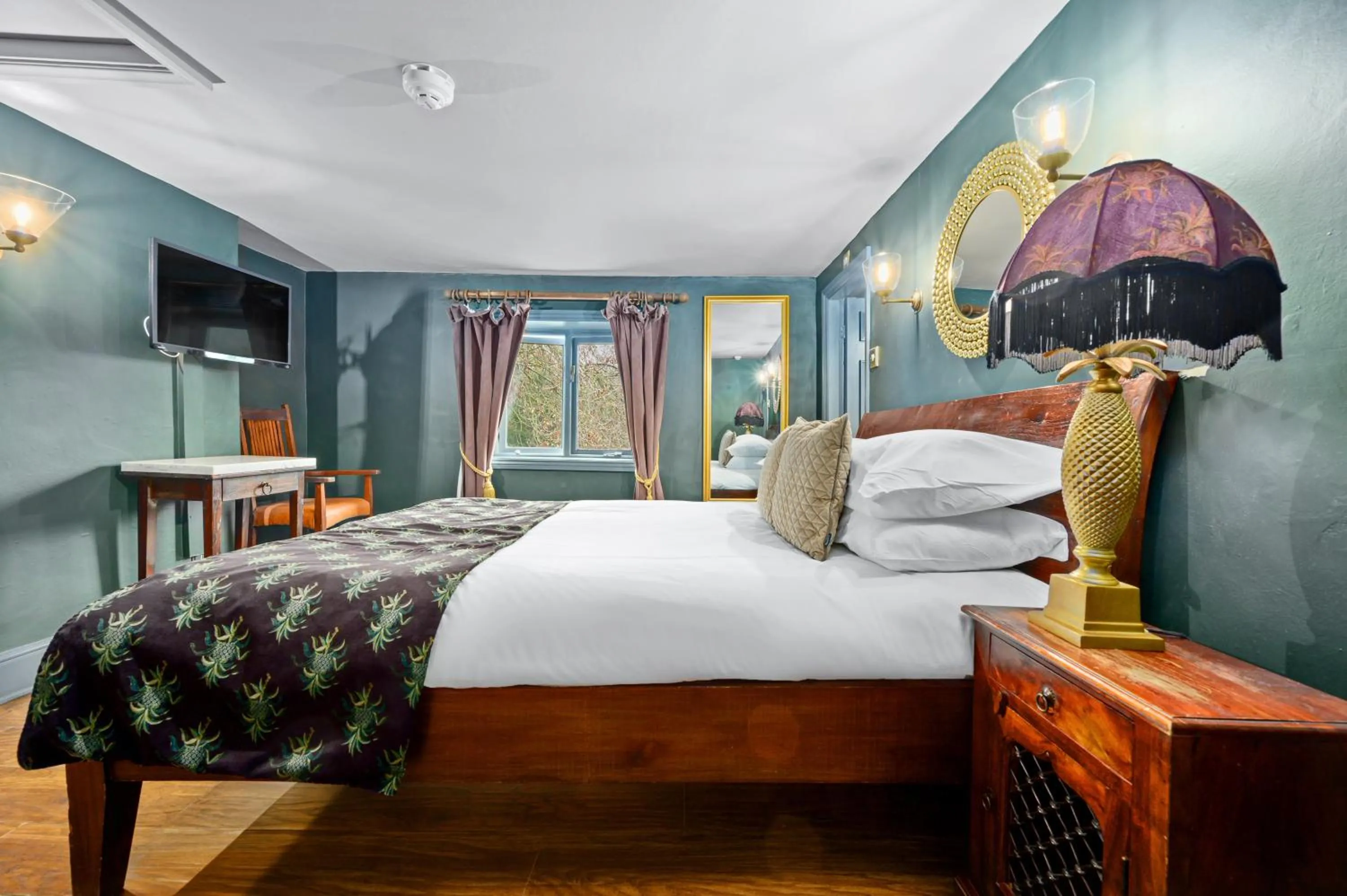 Bed in Lamb & Lion Hotel, Sure Hotel Collection by Best Western