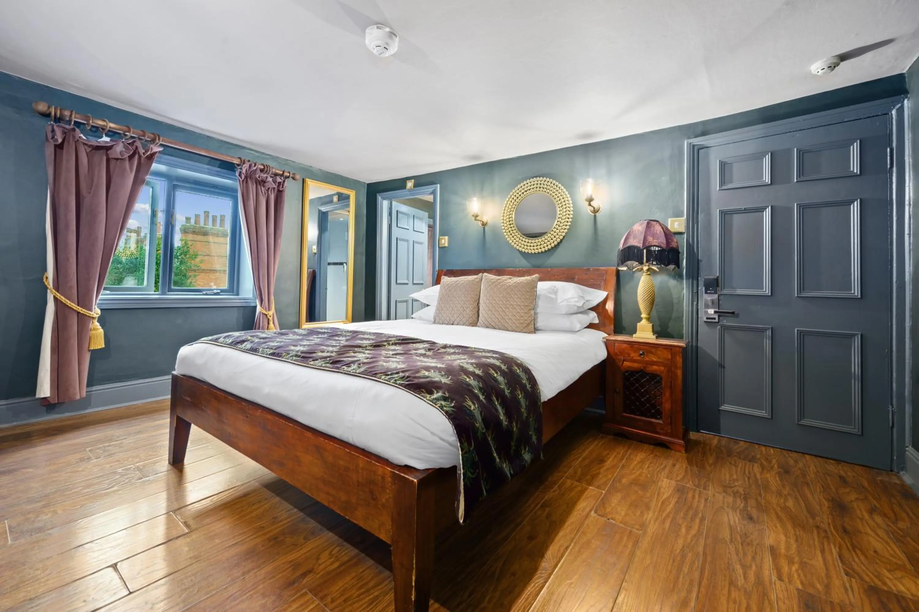 Bed in Lamb & Lion Hotel, Sure Hotel Collection by Best Western