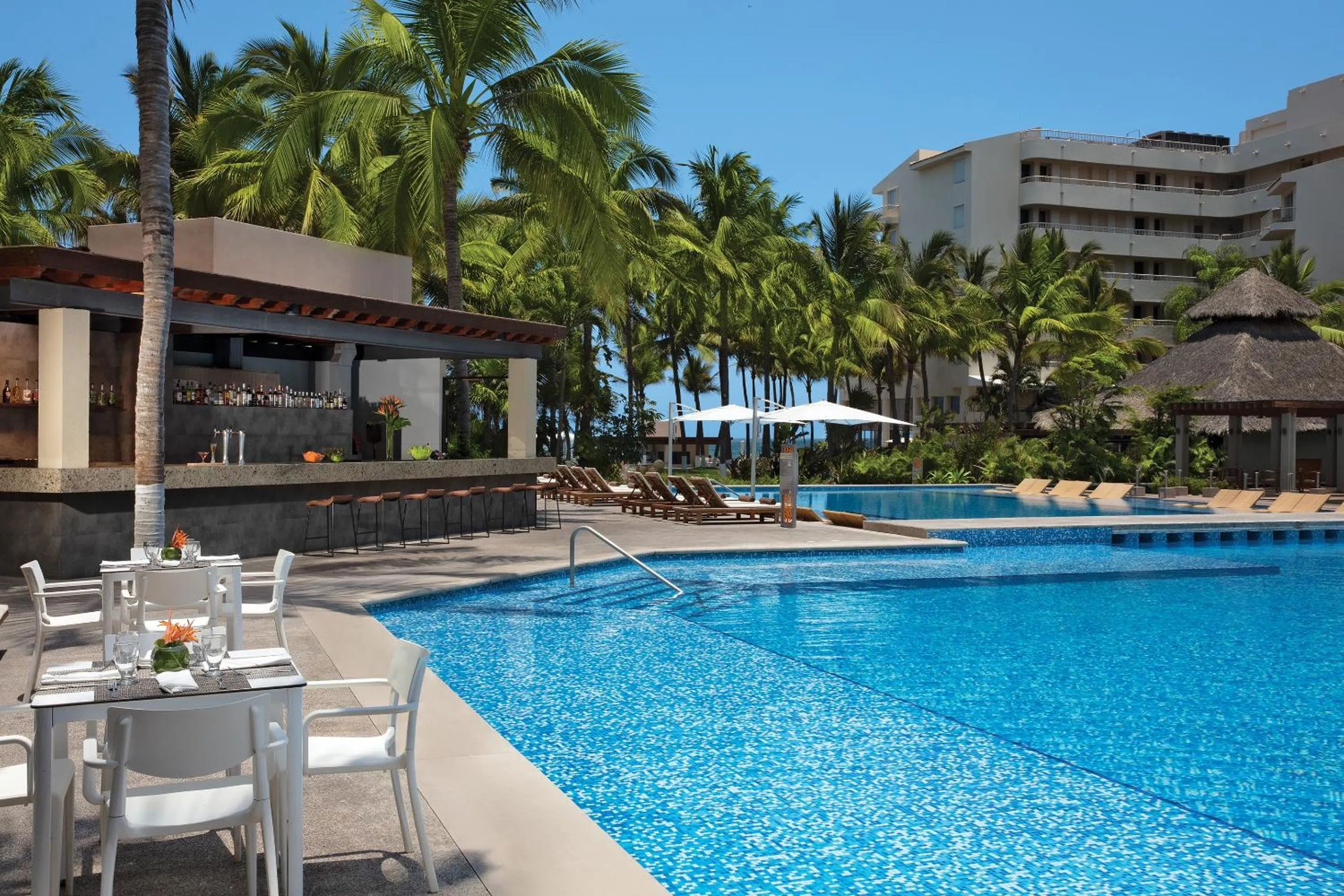 Swimming pool in Krystal Grand Nuevo Vallarta