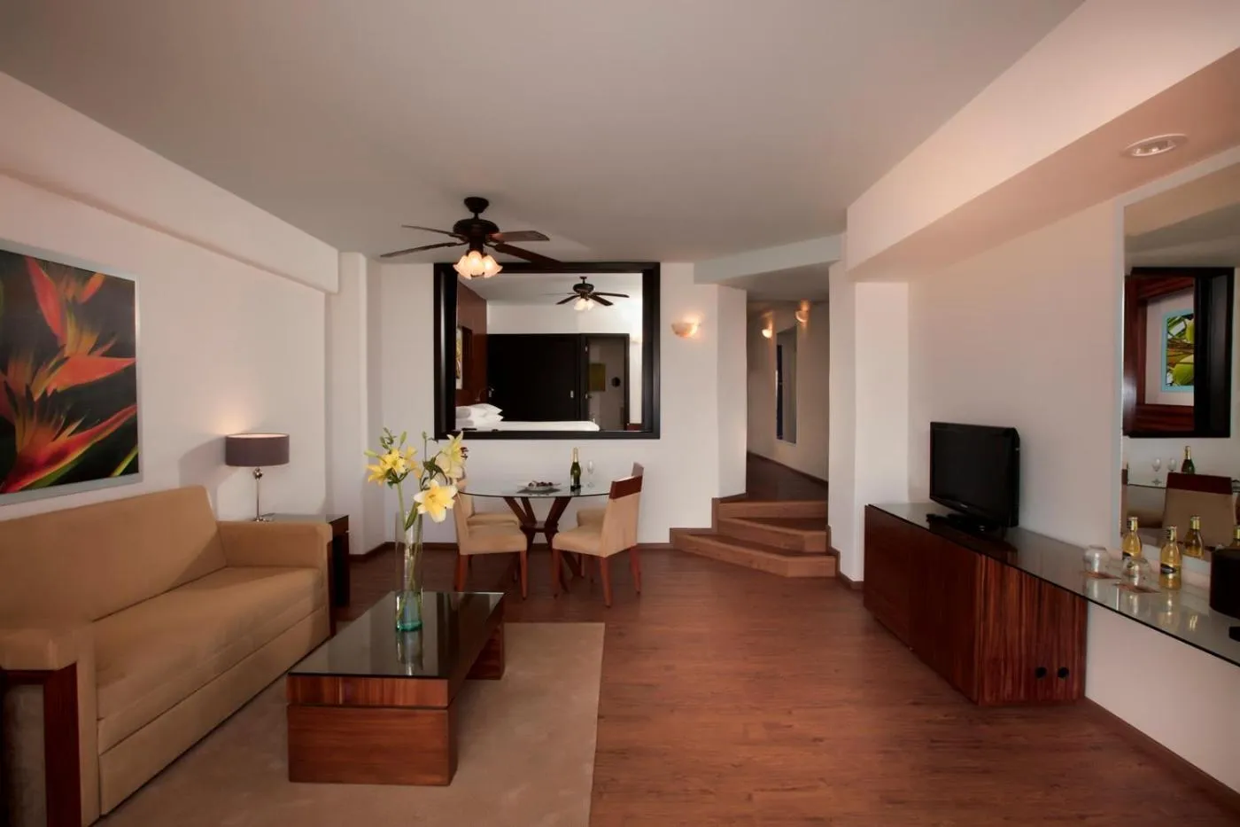 Photo of the whole room in Krystal Grand Nuevo Vallarta