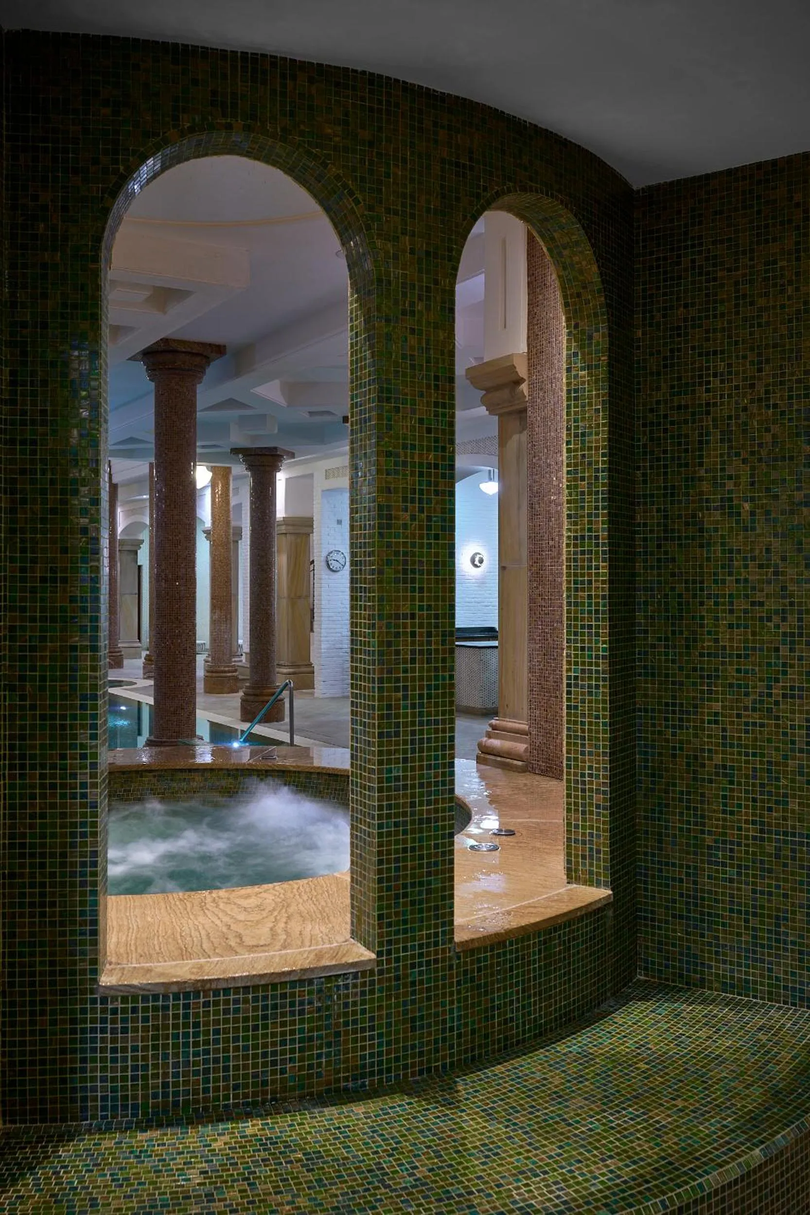 Hot Tub in Andrássy Kúria & Spa