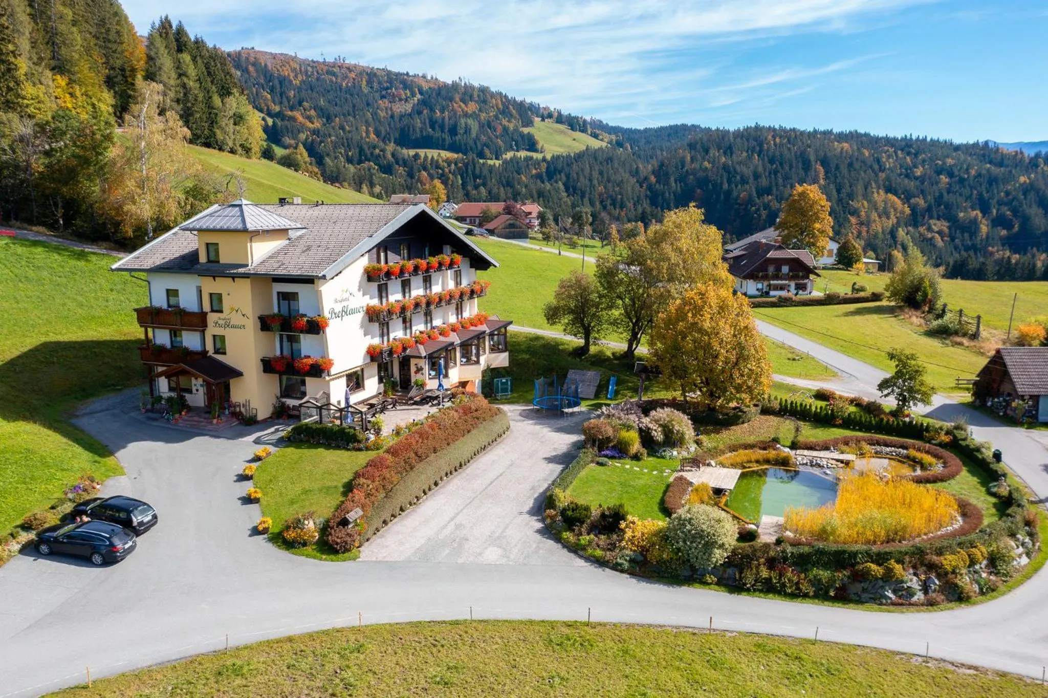 Property building in Berghotel Presslauer