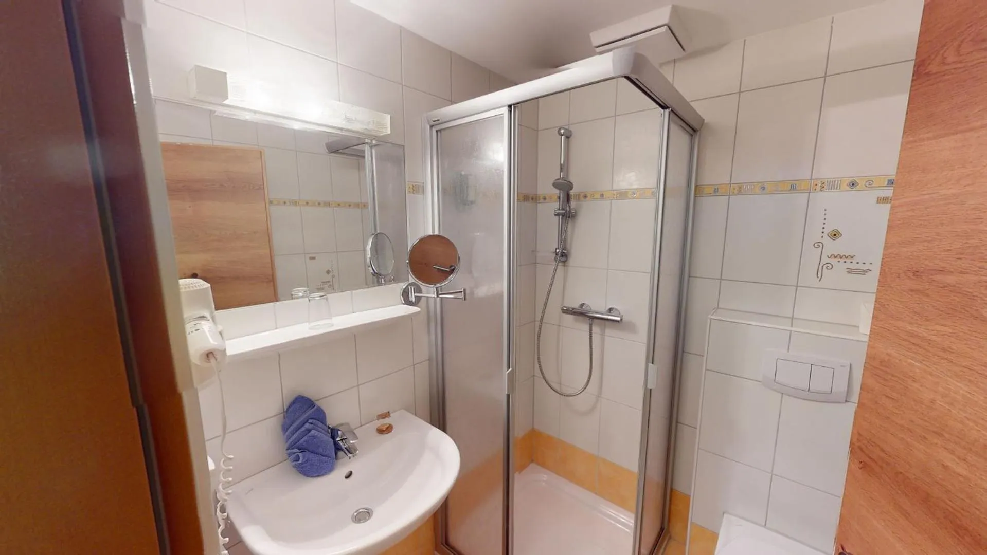 Shower in Berghotel Presslauer