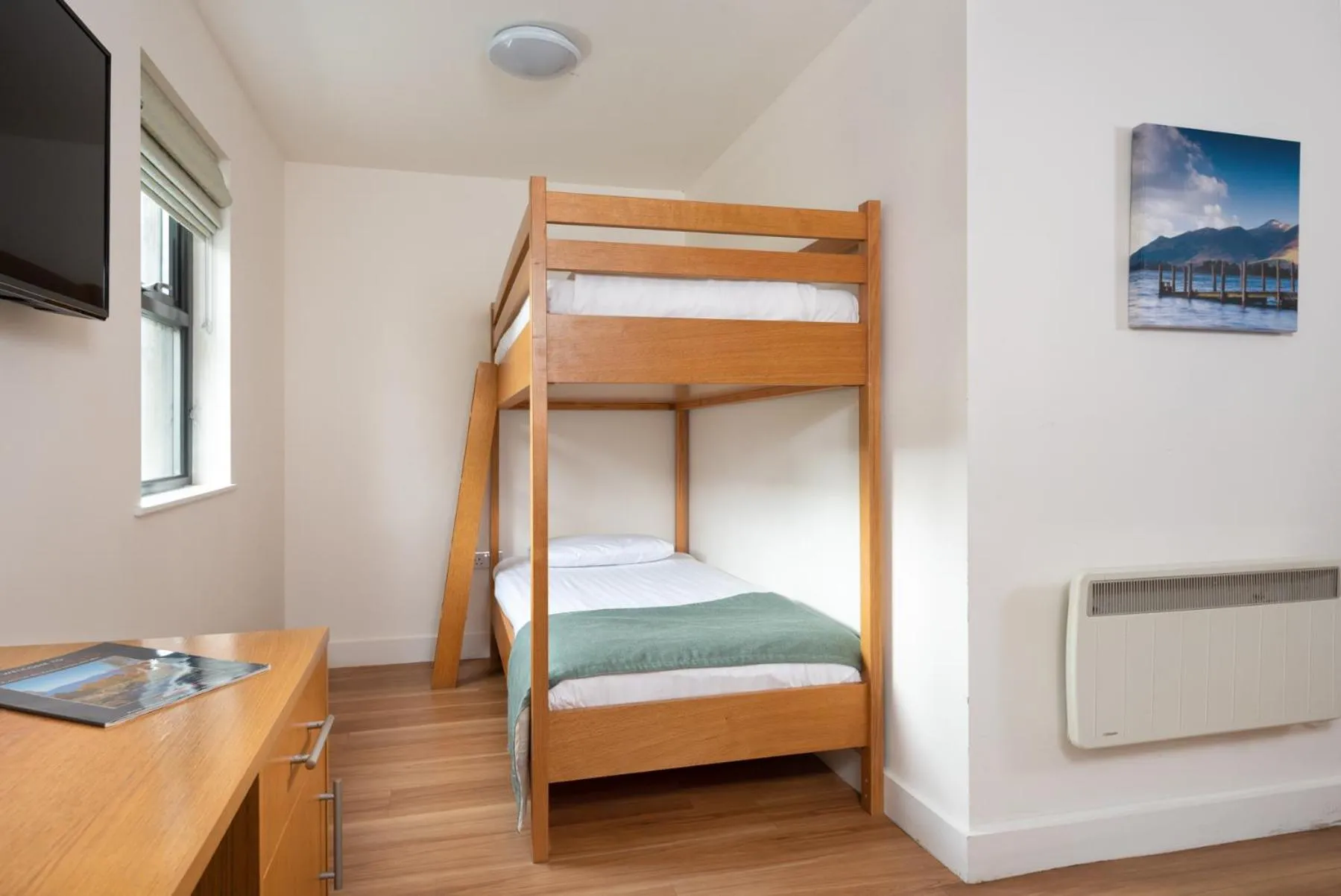 Bedroom, Bed in The Lodge In The Vale
