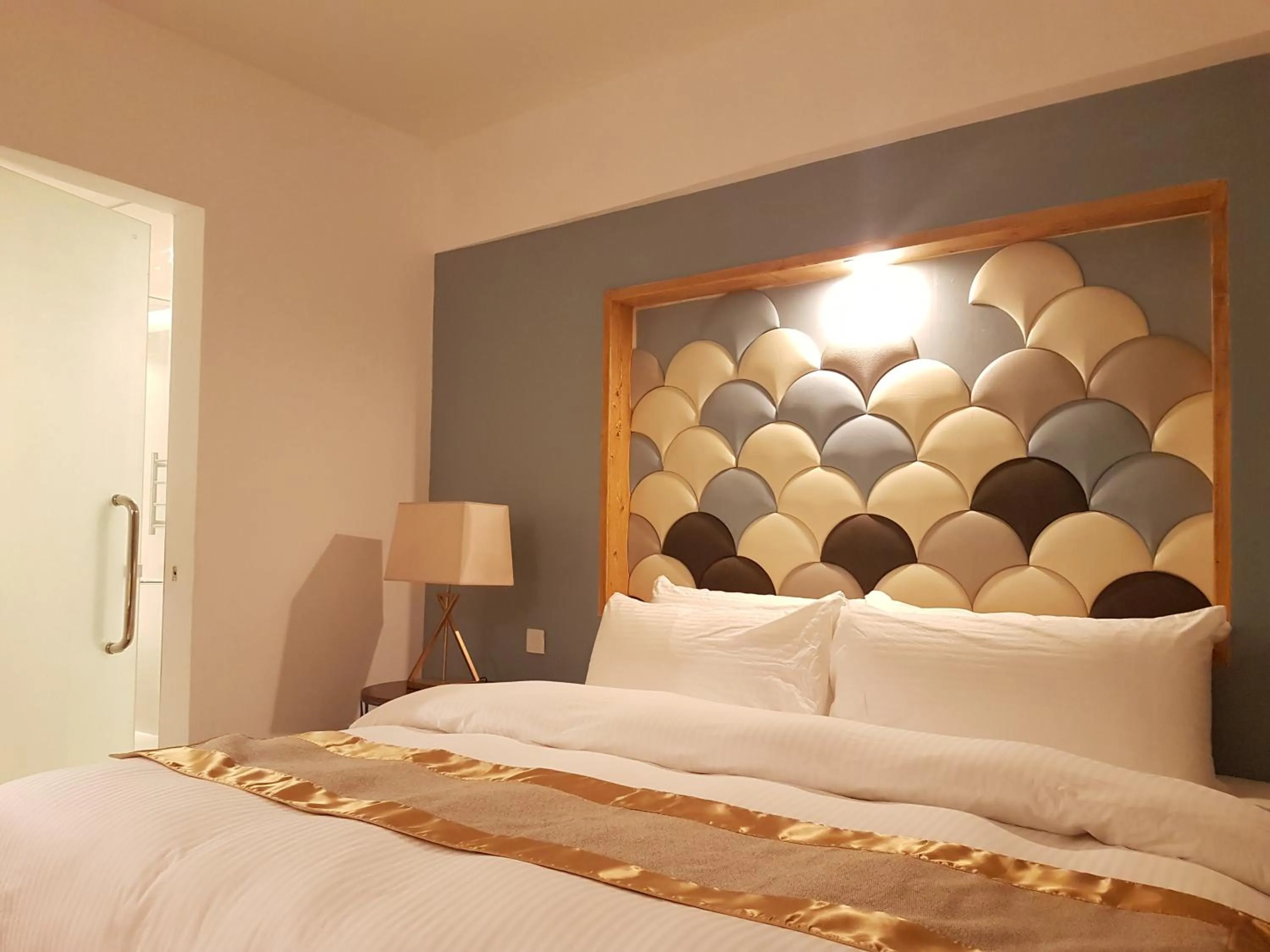 Bedroom, Bed in Ferra Hotel and Garden Suites