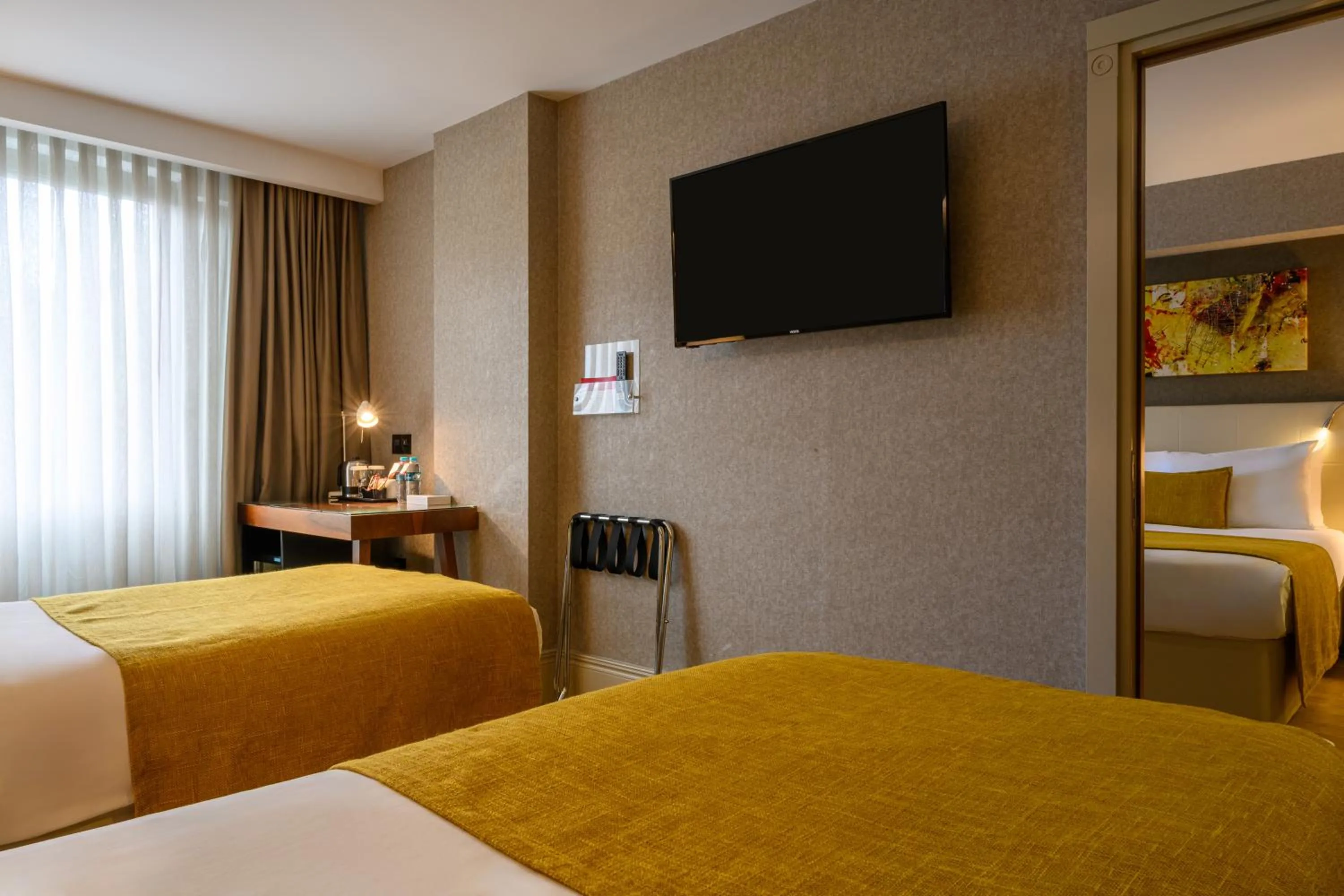 Bedroom, Bed in Ramada by Wyndham Istanbul Grand Bazaar