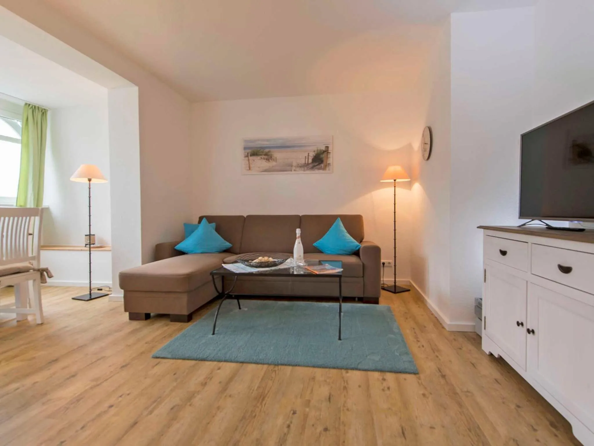 Living room in Villa Freia in Binz - WG 11 mit Meerblick und Balkon