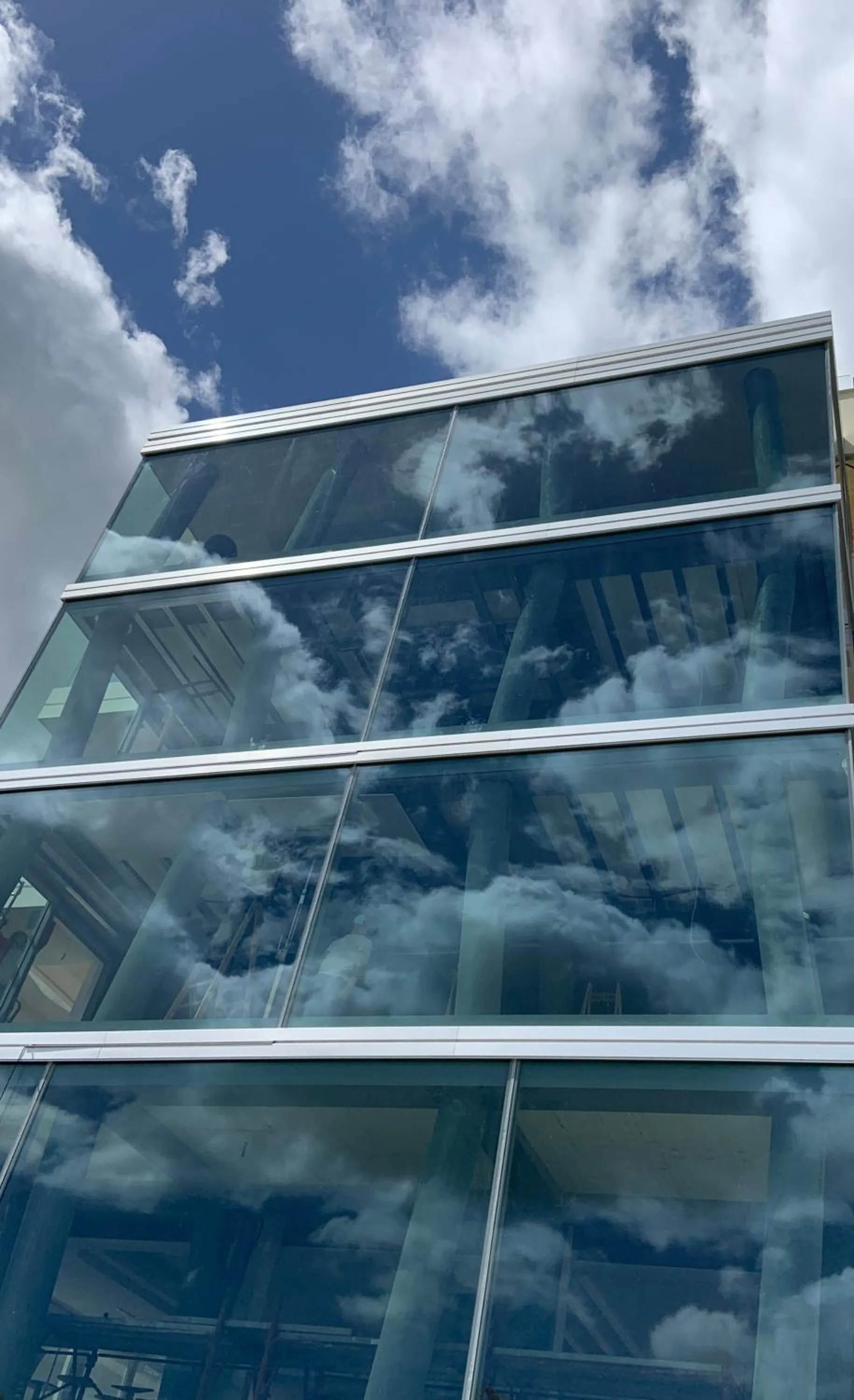 Property building in Hotel Commodore