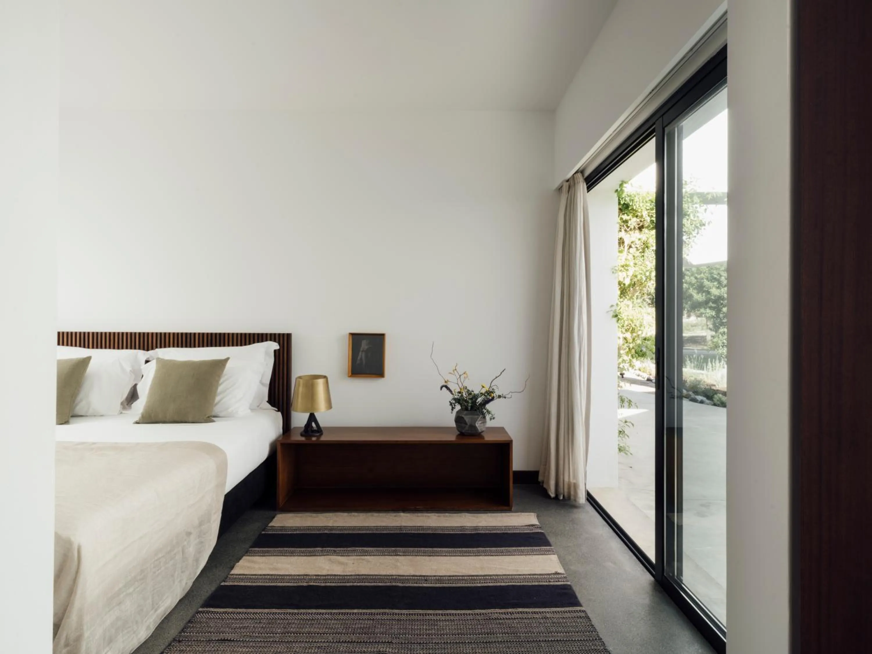 Bed in L'AND Vineyards - Relais & Châteaux